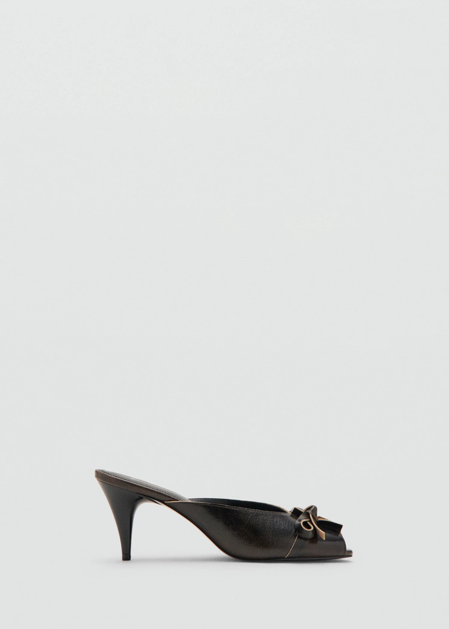 Leather High Heeled Sandals With Bow