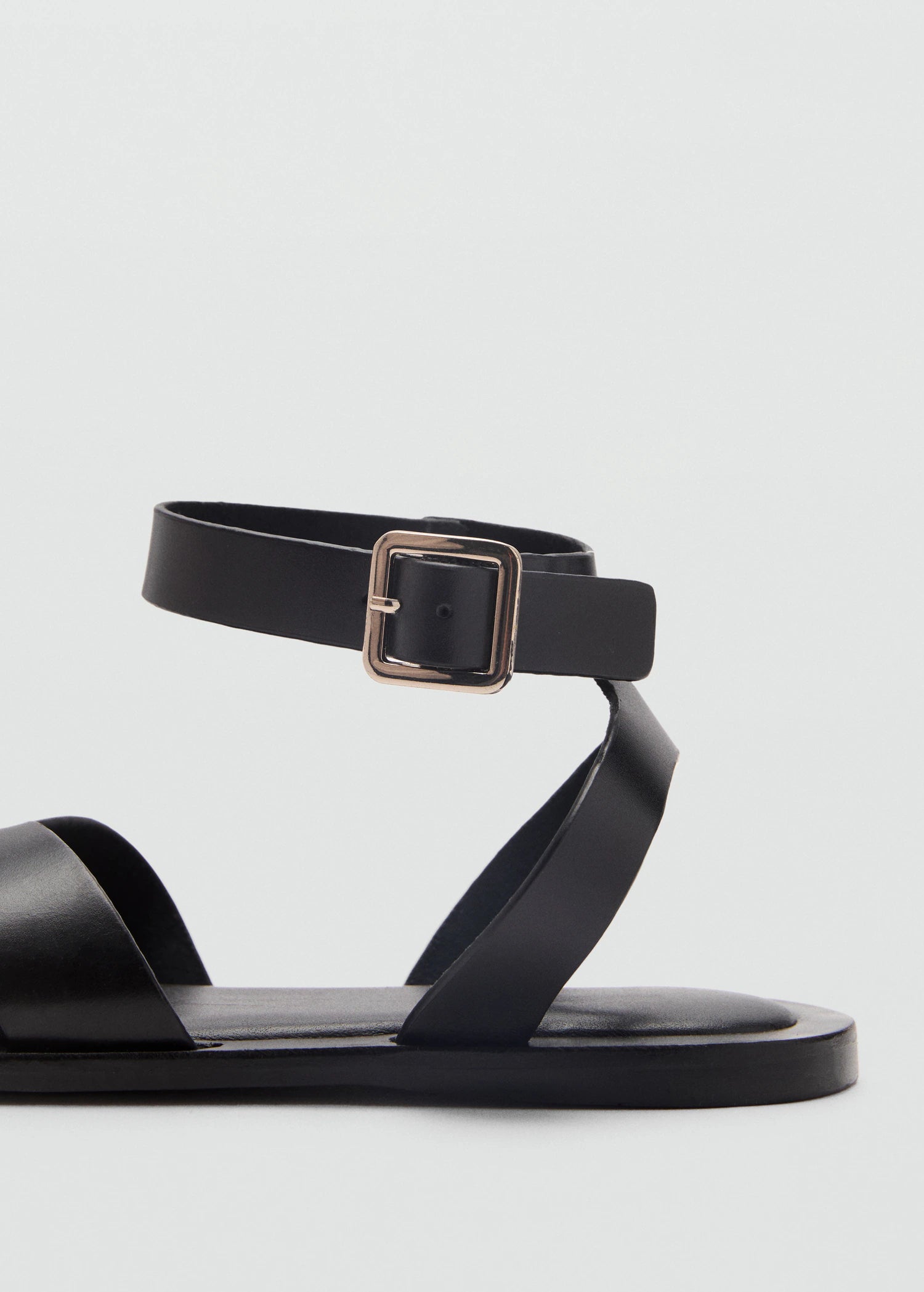 Leather Sandals With Buckle Strap