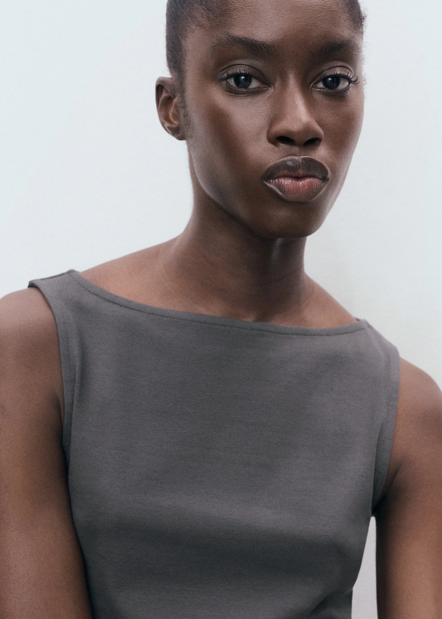 Boat Neck Strapless Top