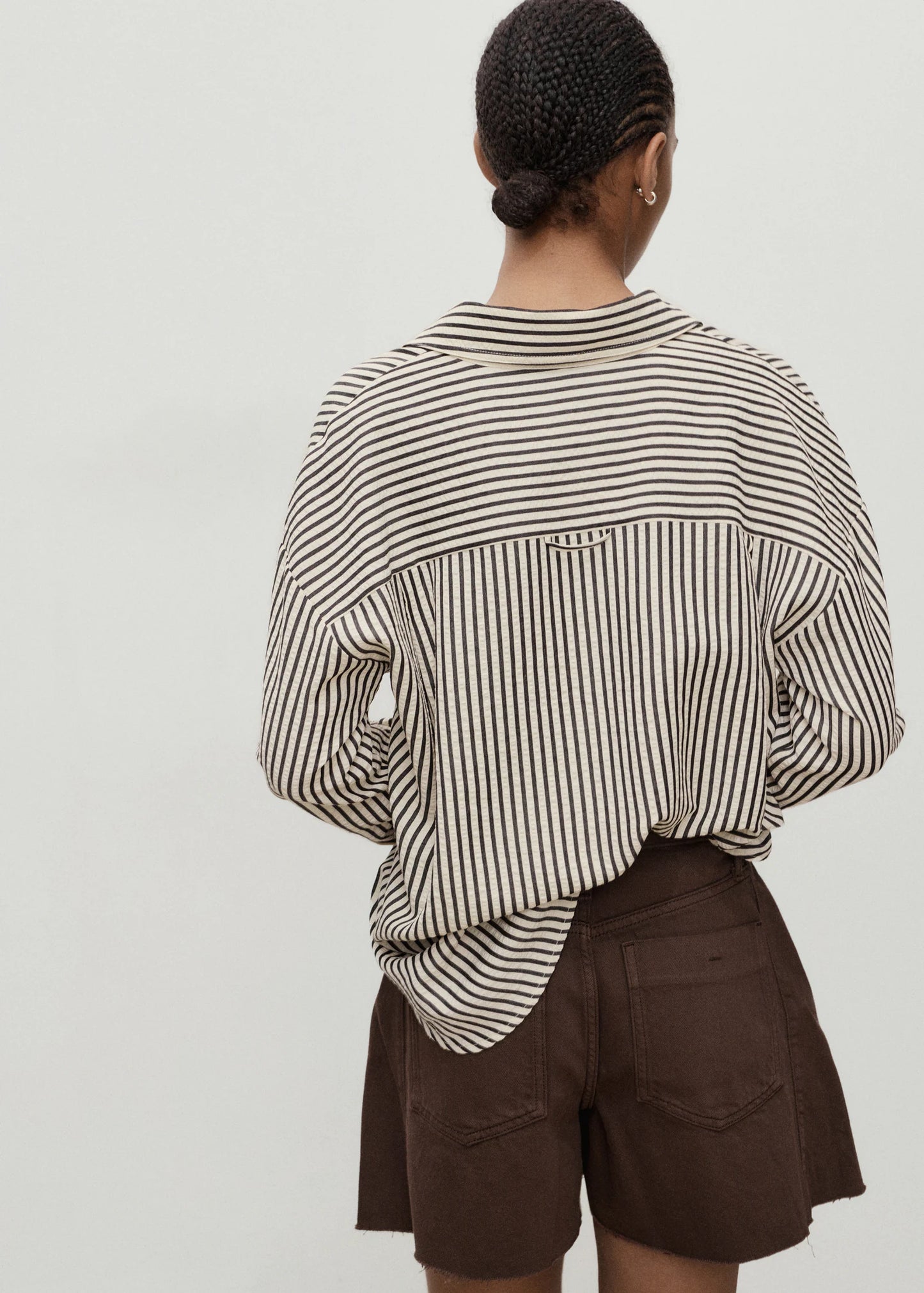 Denim Shorts With Frayed Hem And Pleats