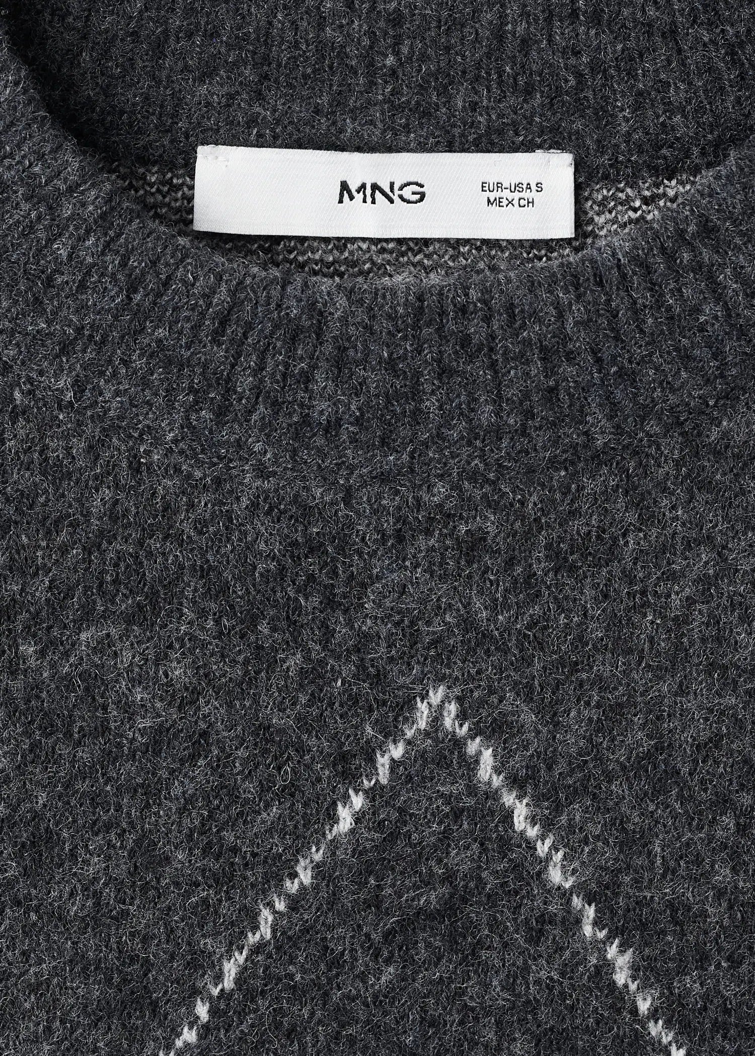 Diamond Patterned Knitted Sweater