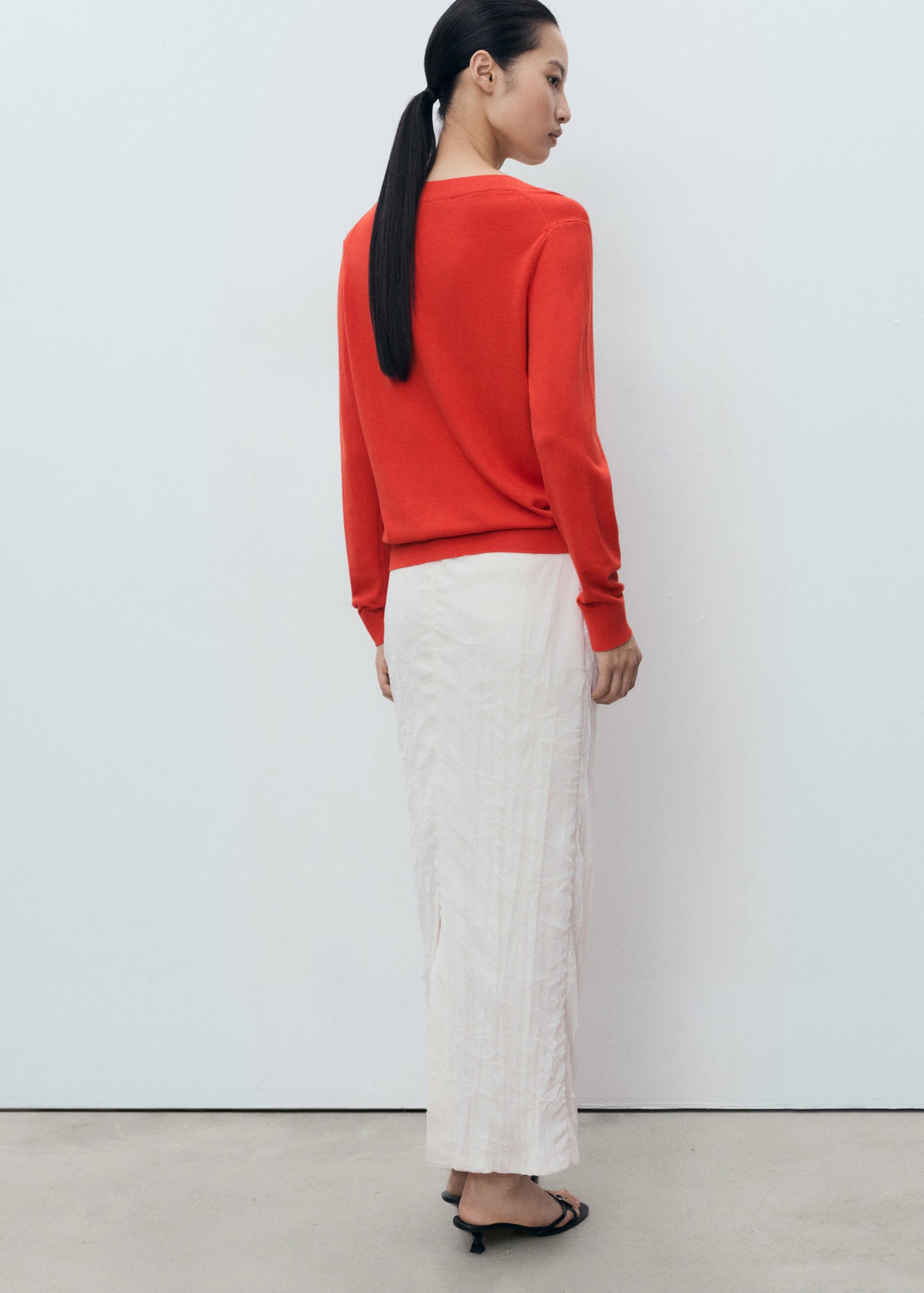 Fine Knit V Neck Sweater