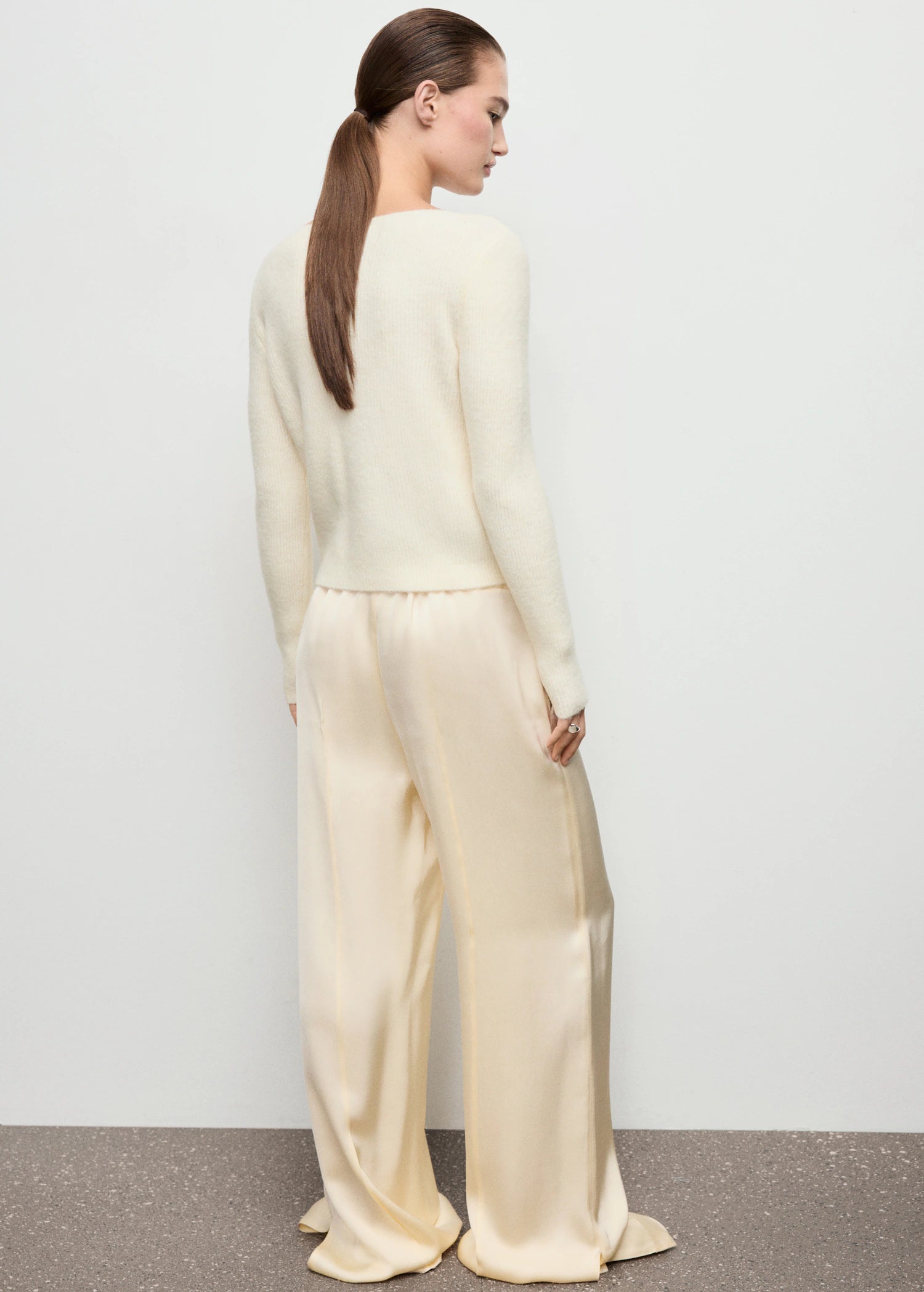 Knitted Ribbed Sweater