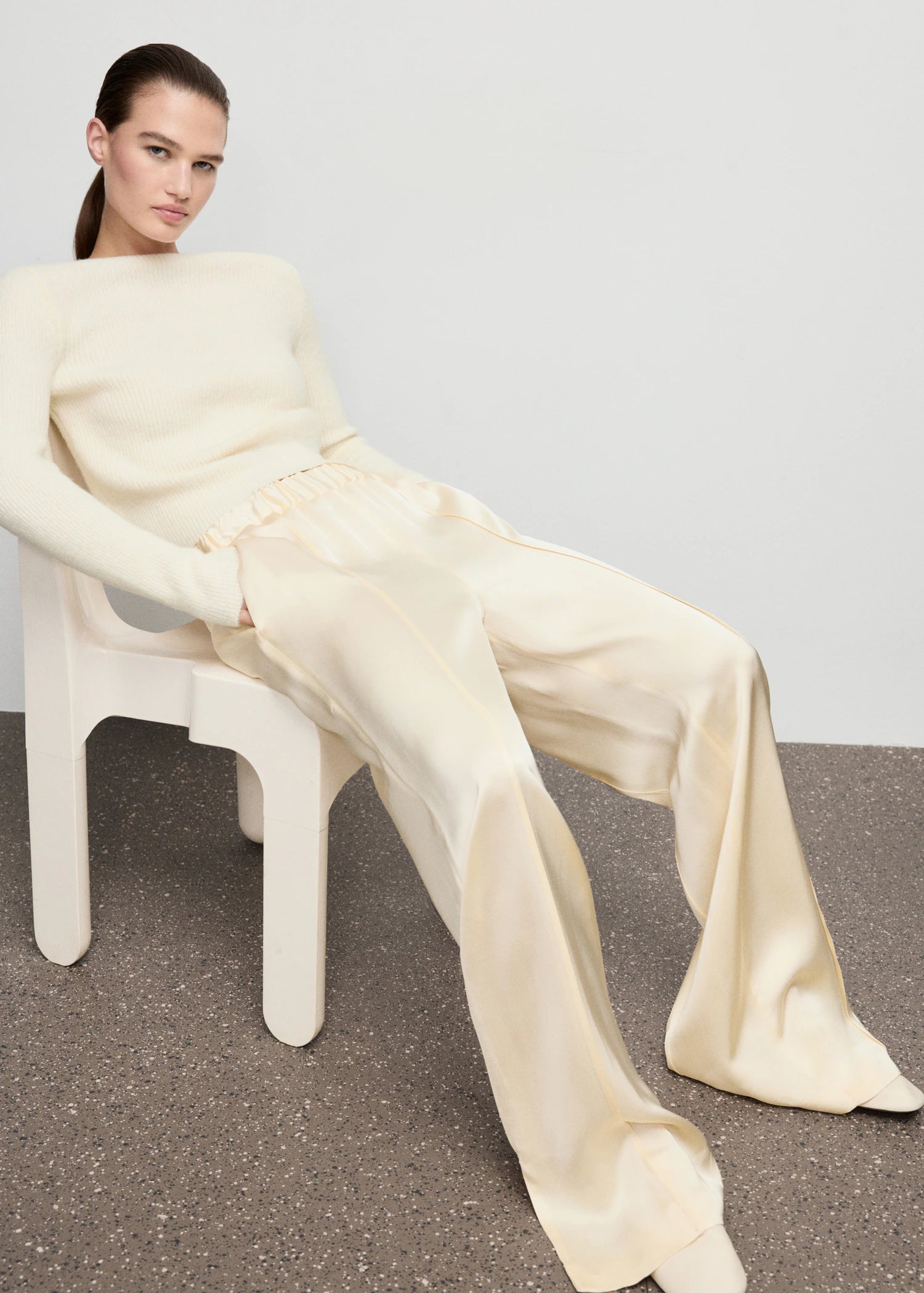 Knitted Ribbed Sweater