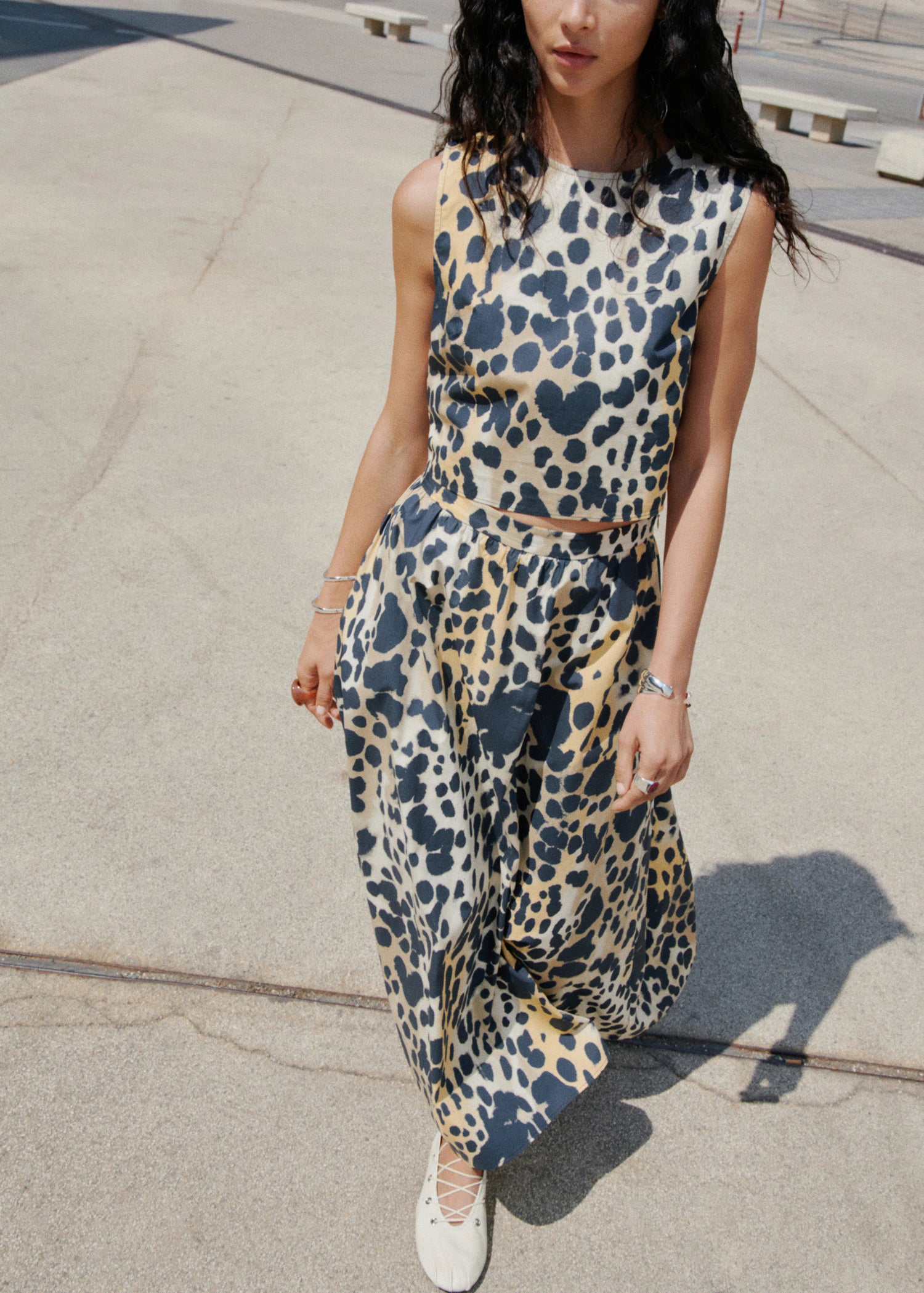 Leopard Print Buttoned Crop Top