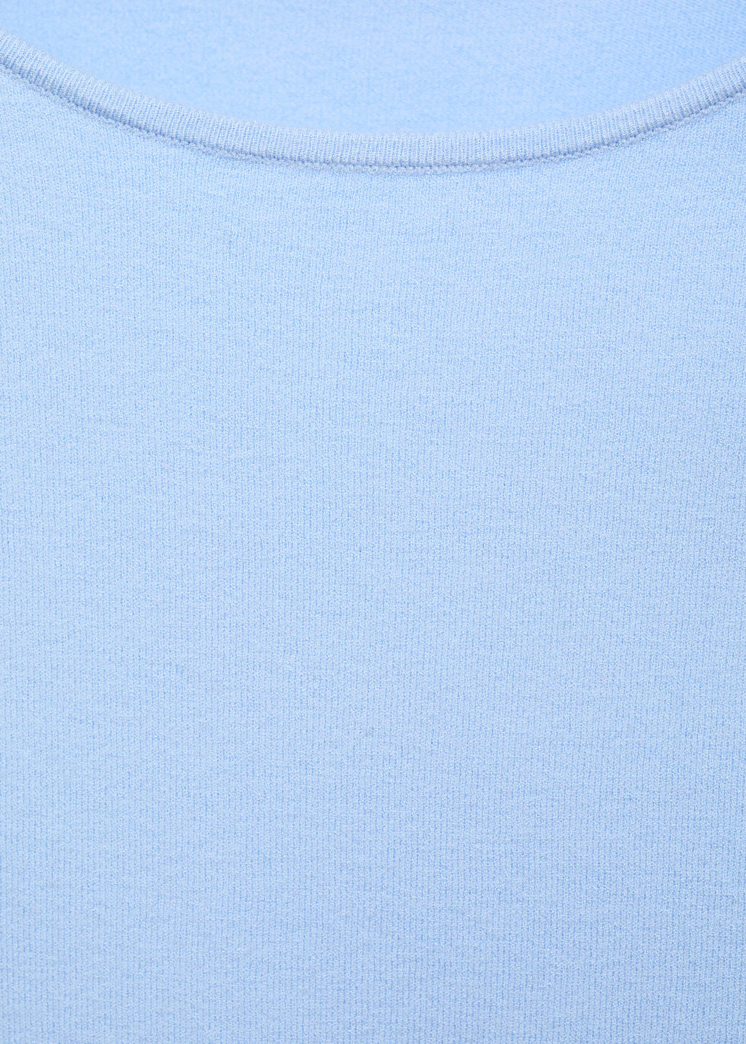 Long Sleeved Fine Knit Sweater