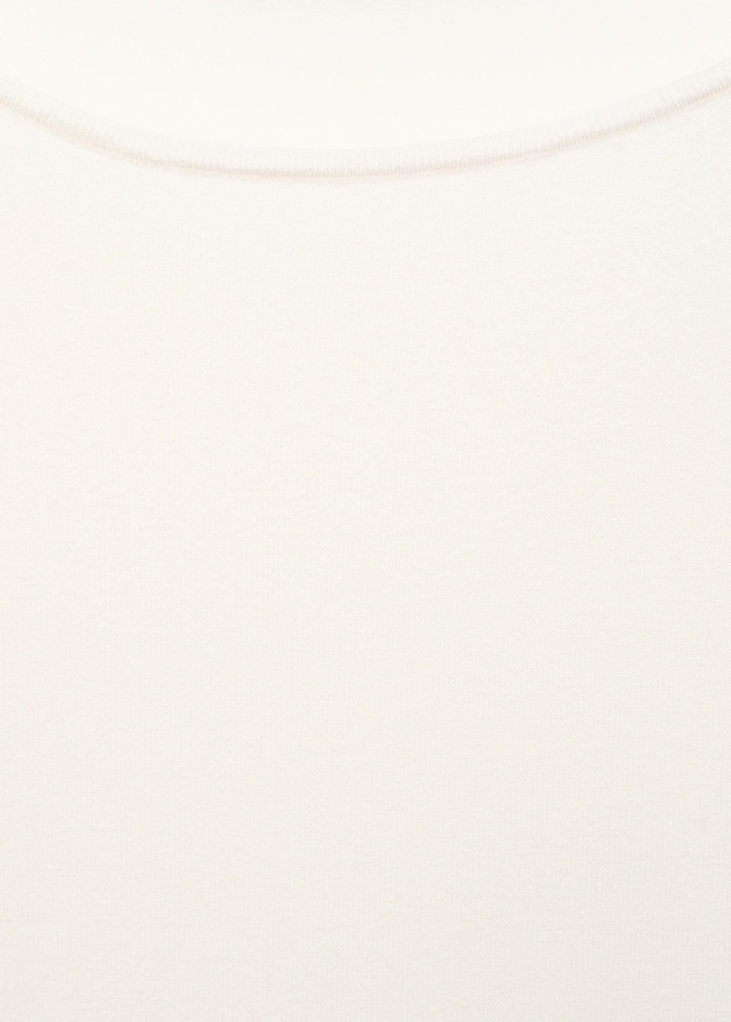 Long Sleeved Fine Knit Sweater