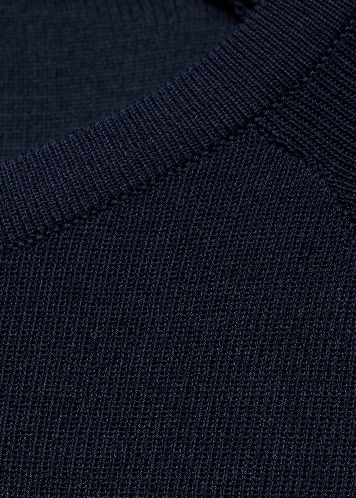 Long Sleeved Fine Knit Sweater