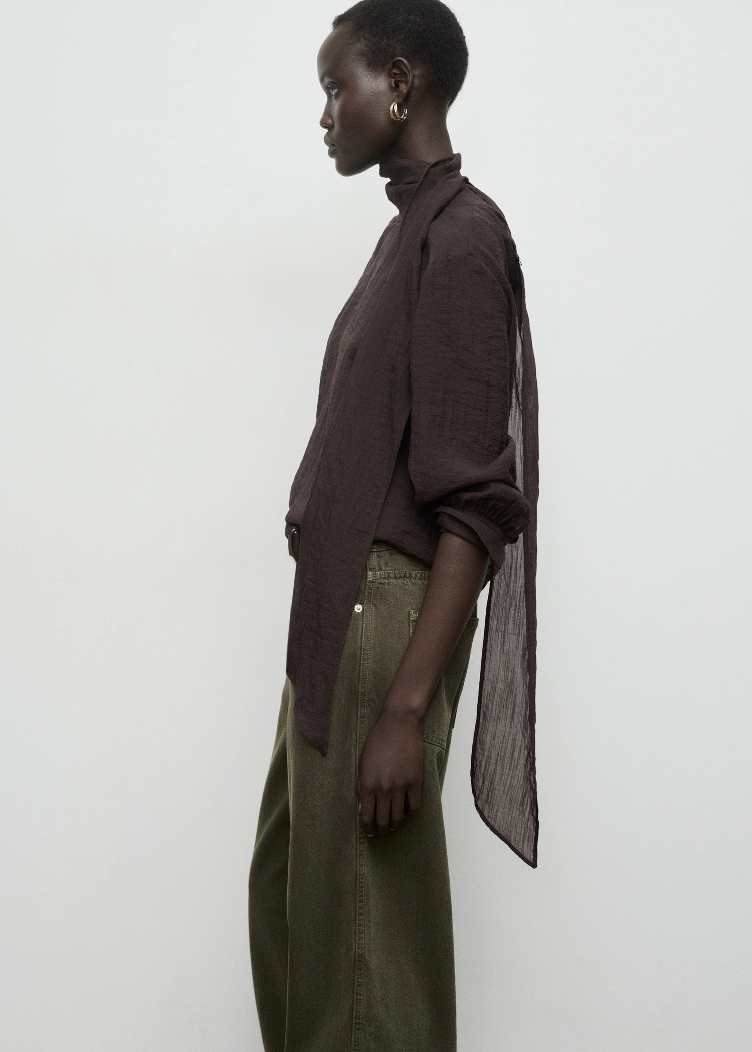 Low Rise Barrel Jeans