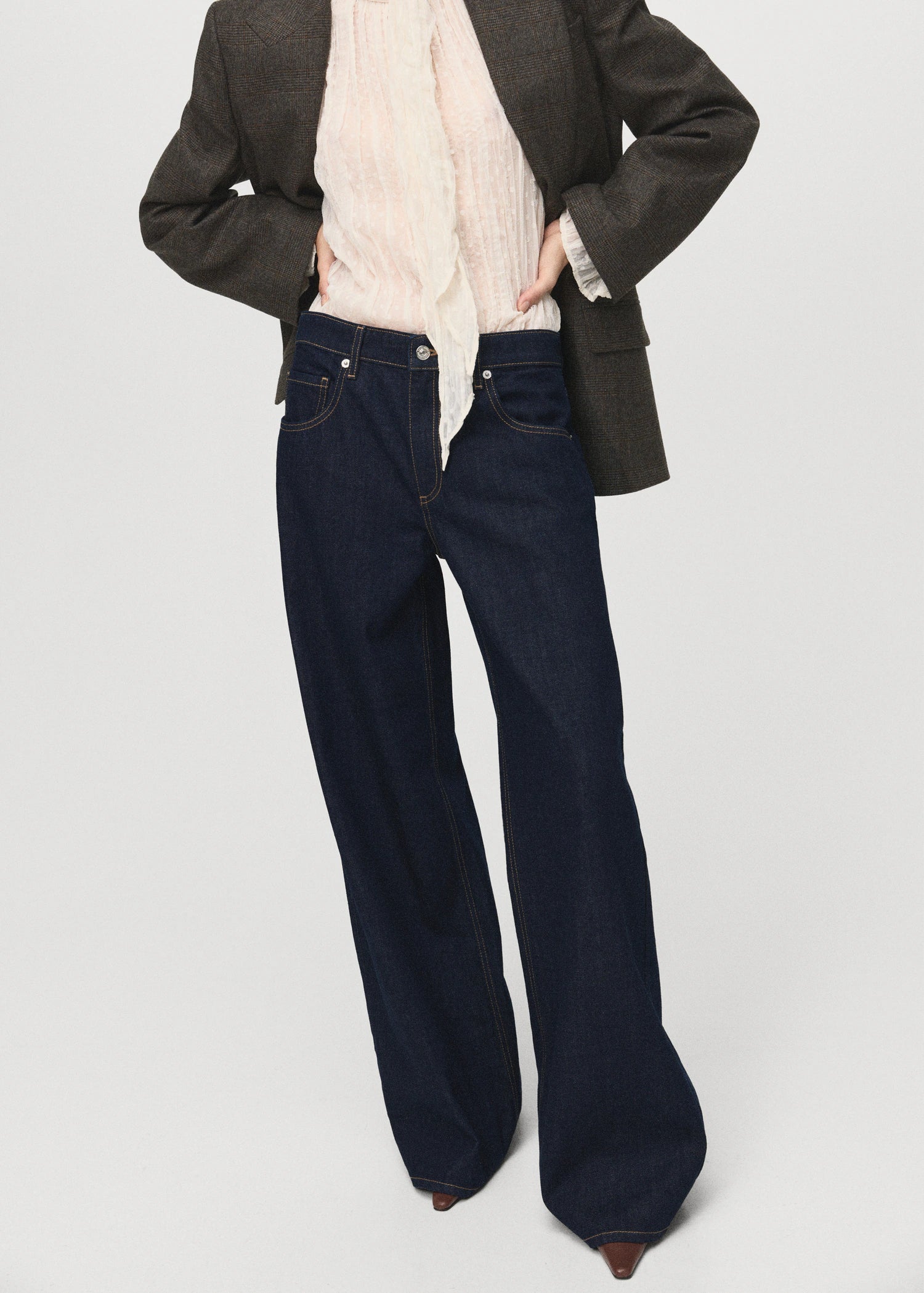 Low Rise Wide Leg Jeans