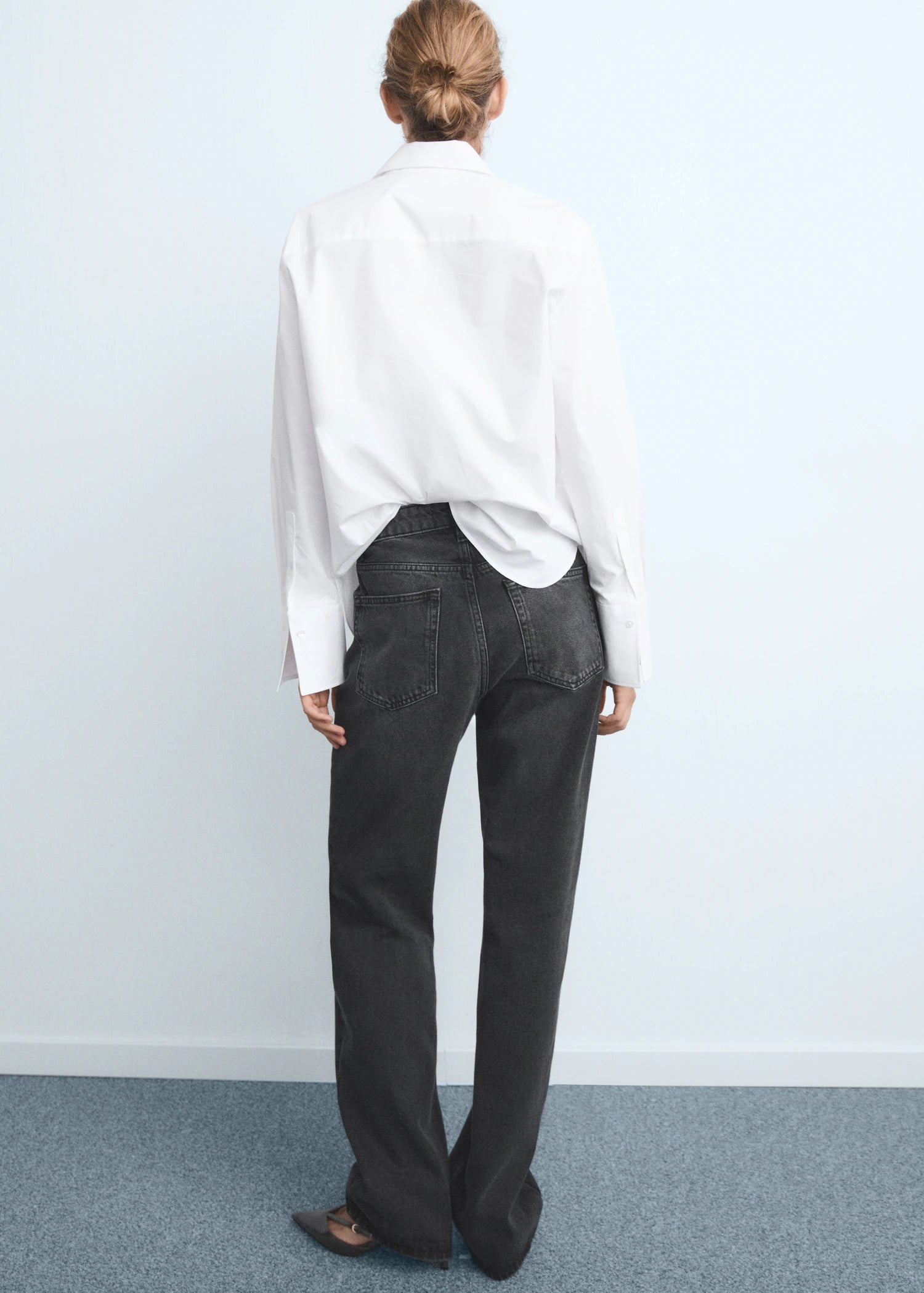 Miami Medium Rise Straight Fit Jeans