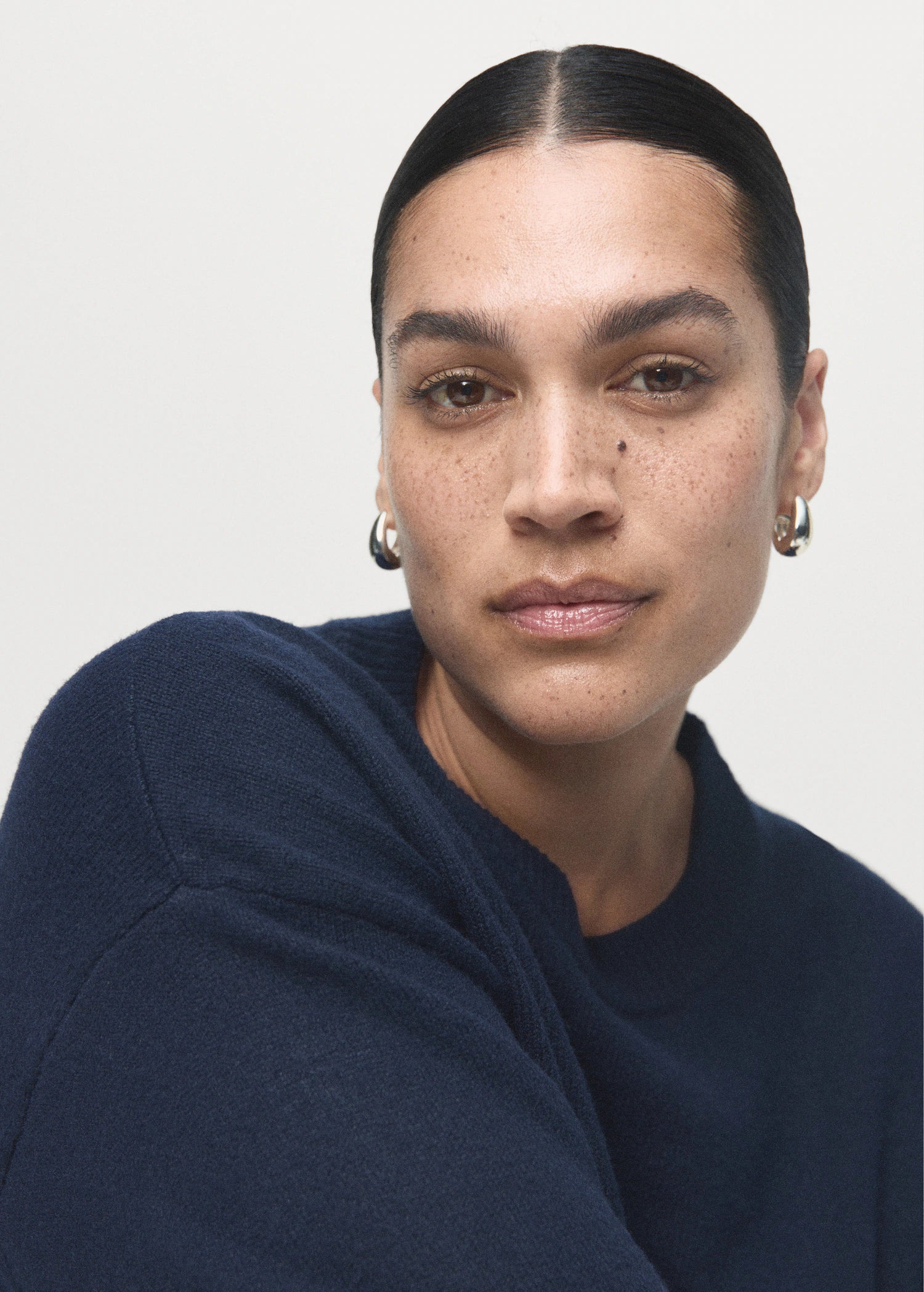 Round Neck Knitted Sweater