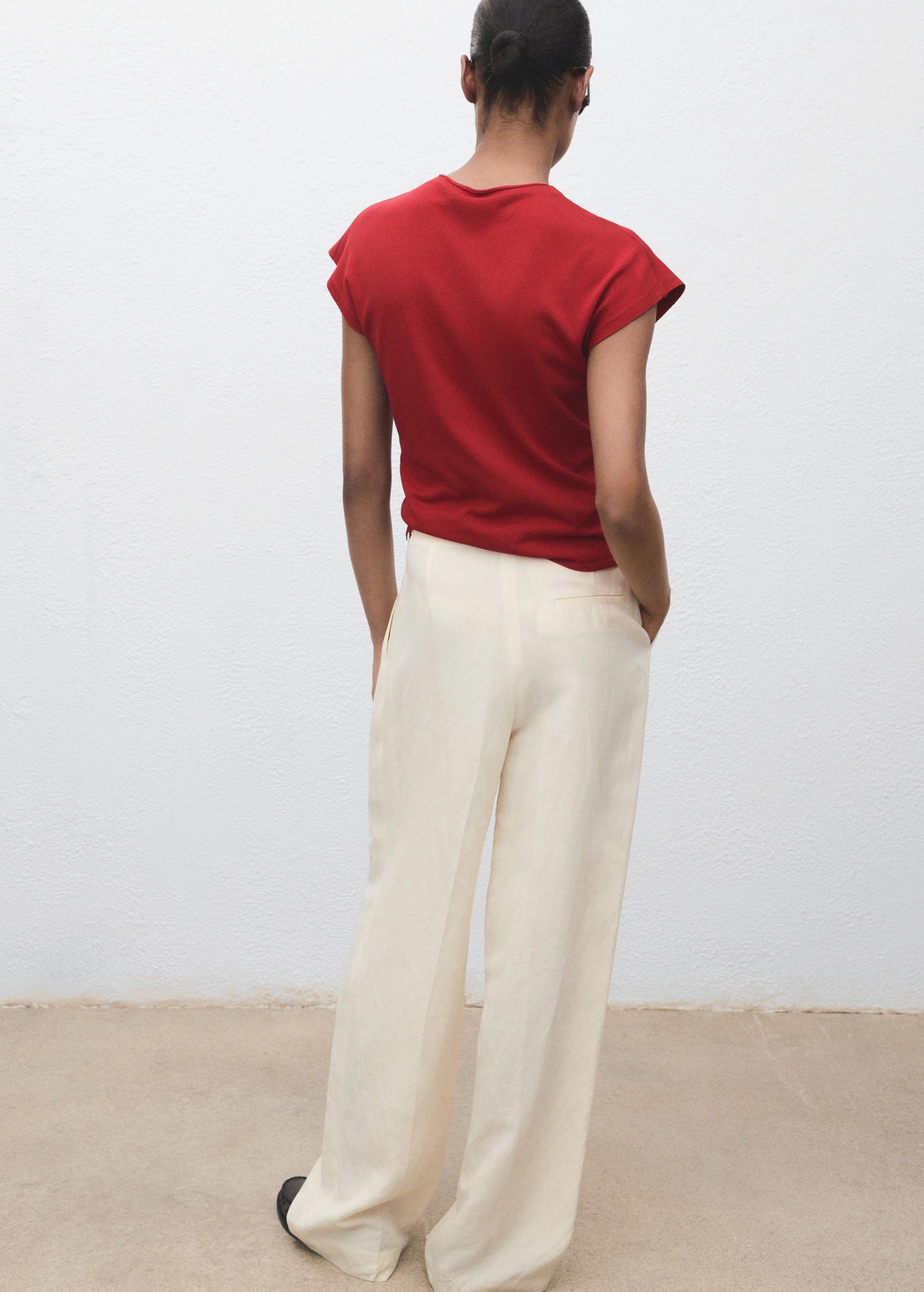 Short Sleeved Fine Knit Sweater