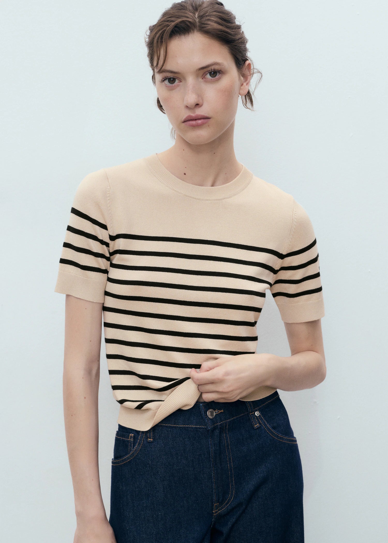 Short Sleeved Fine Knit Sweater