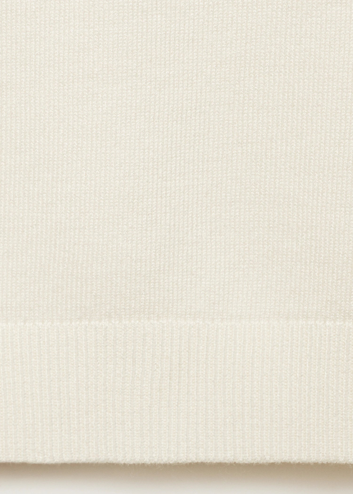 Short Sleeved Fine Knit Sweater