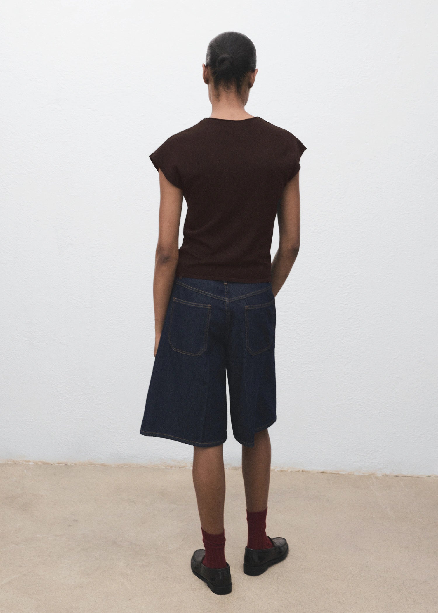 Short Sleeved Fine Knit Sweater