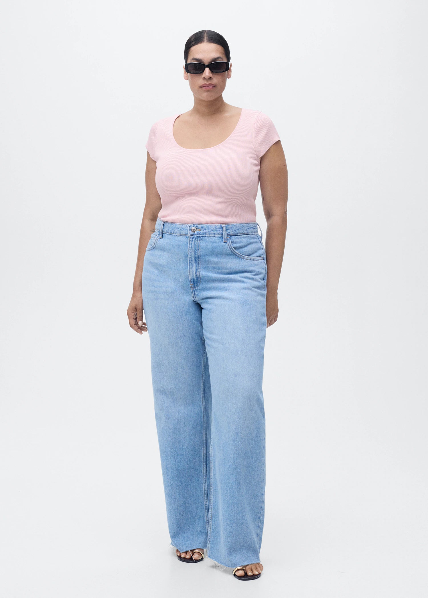 Short Sleeved Ribbed Sweater