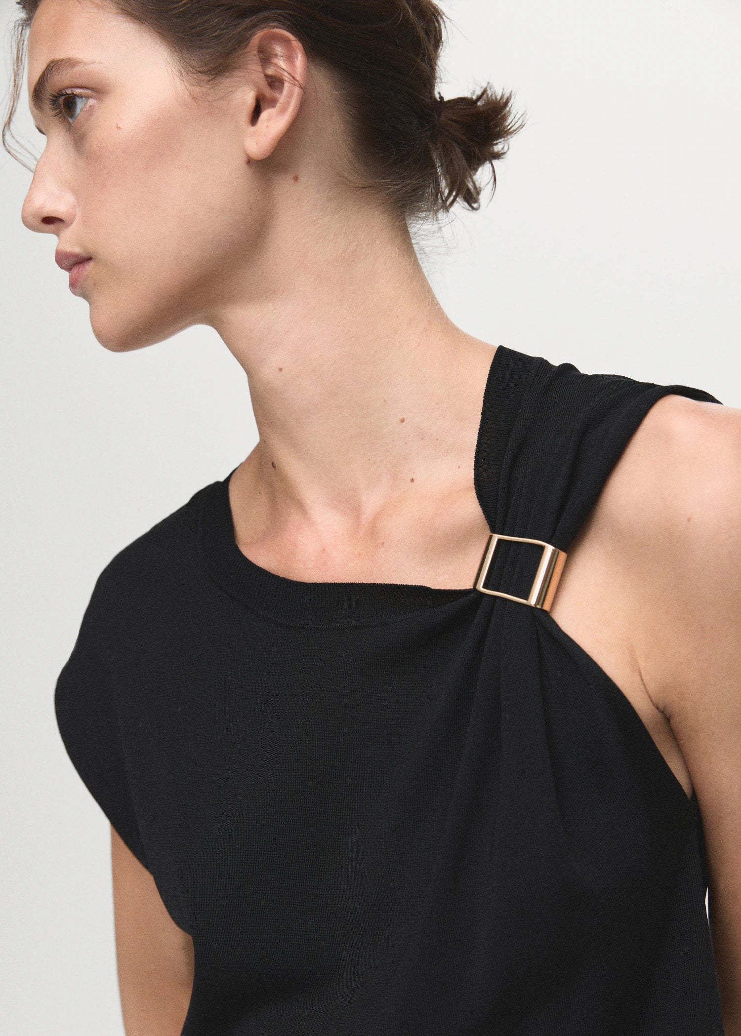 Short Sleeved Sweater With Metallic Detail