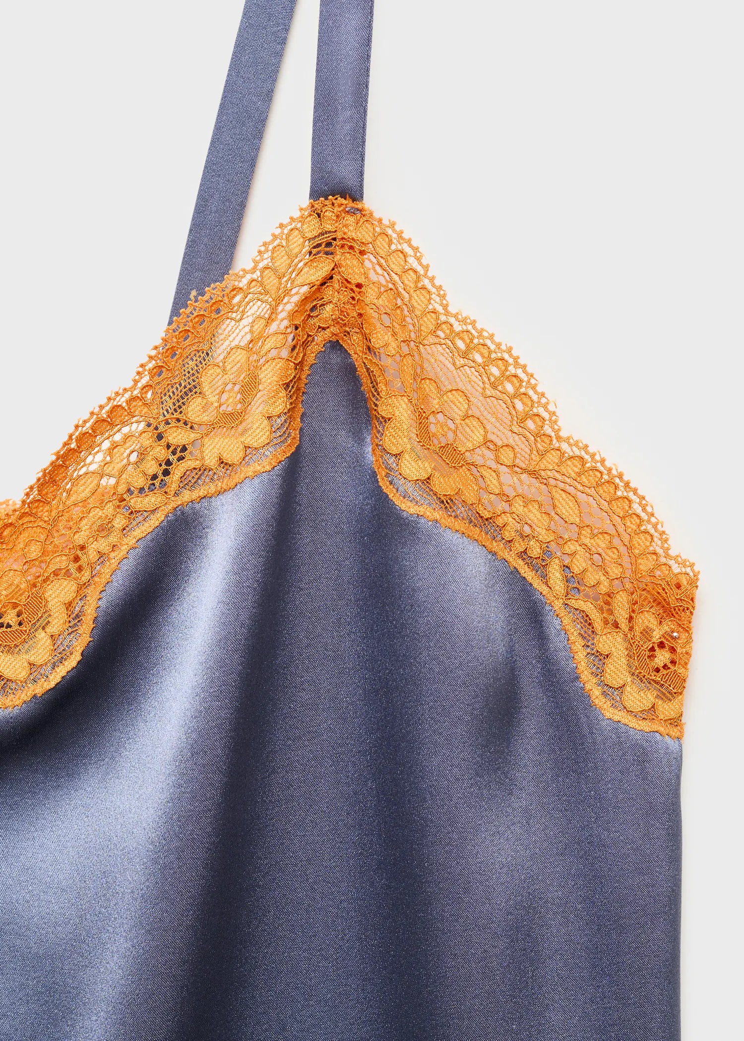 Silk Nightdress With Lace In Contrasting Colour