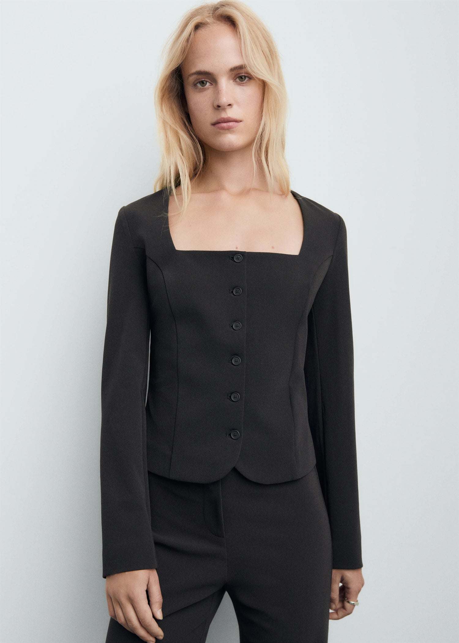 Tailored Cropped Suit Jacket
