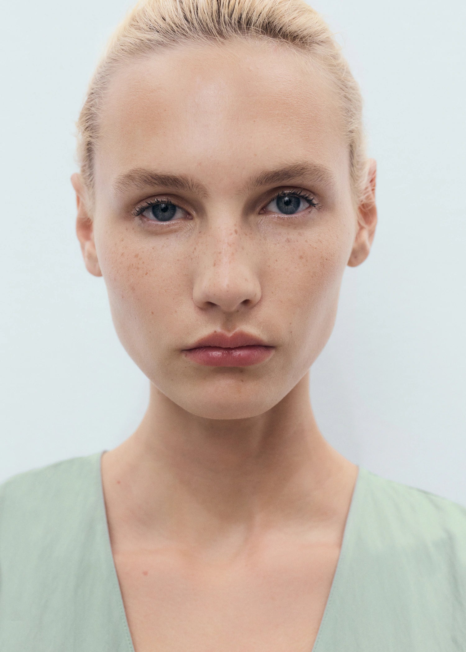 V Neck Dress With Stitching