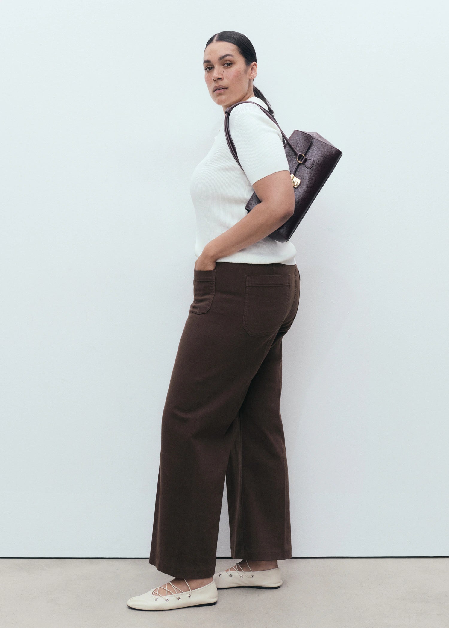 Wide Leg Jeans With Pockets