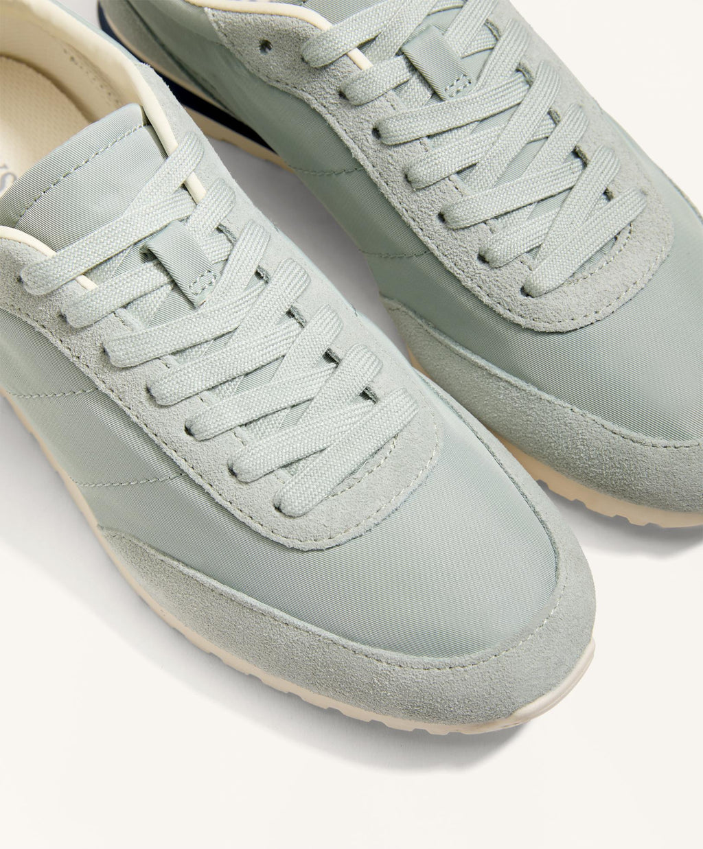 NYLON TRAINERS WITH SPLIT LEATHER PIECES