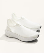 ENTRY LEVEL LACELESS RUNNING SHOE