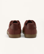 NYLON TRAINERS WITH PIECES
