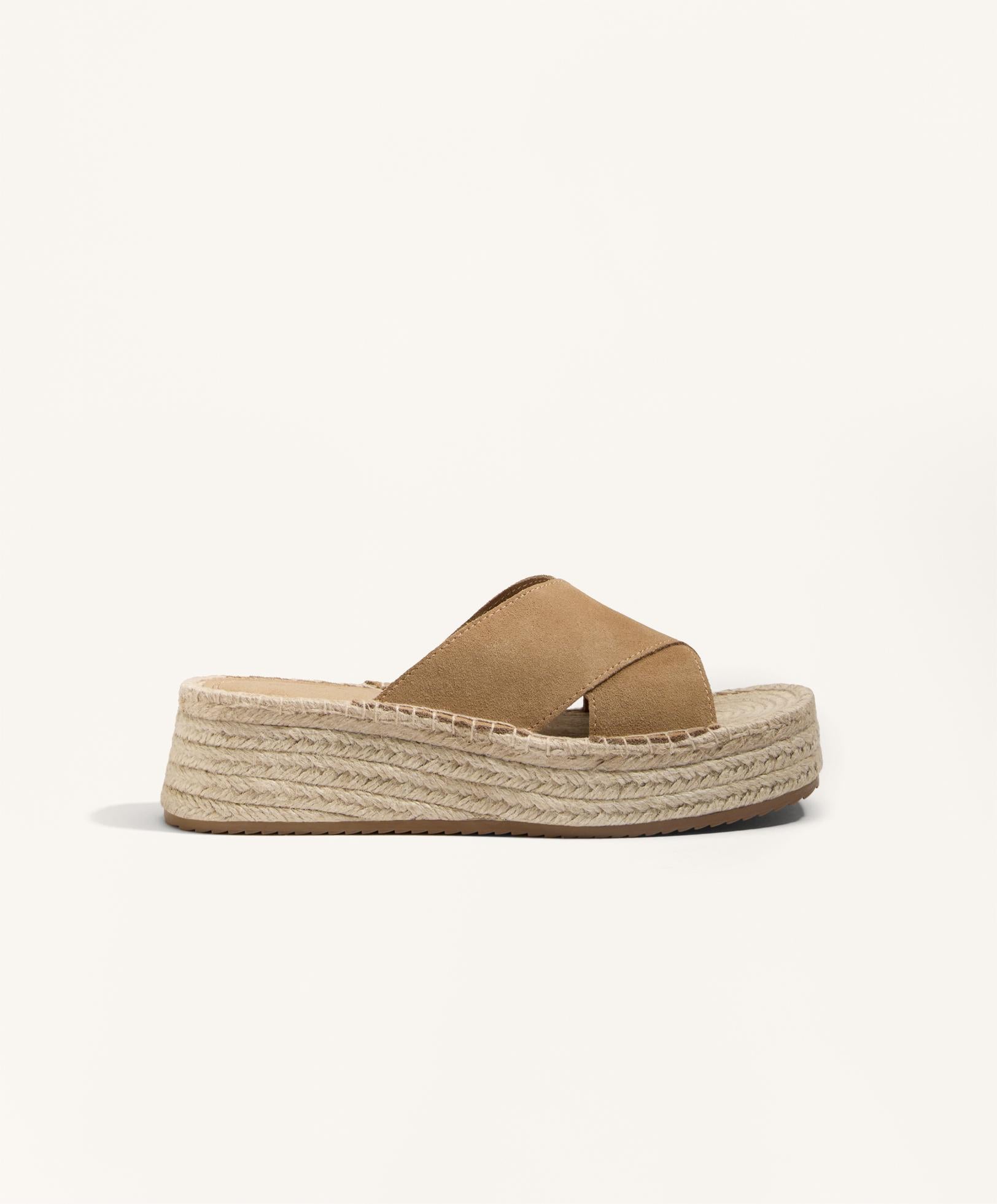 SPLIT LEATHER WEDGE SANDALS