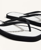 TEXTURED BEACHWEAR SANDALS