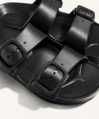 BUCKLE SANDALS