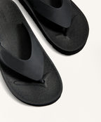 PLATFORM SANDAL