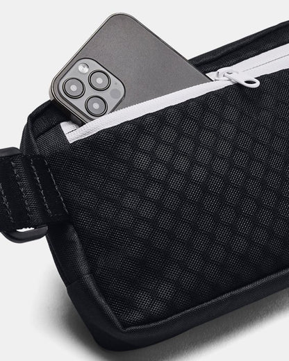 UA Essential Waist Bag Crossbody