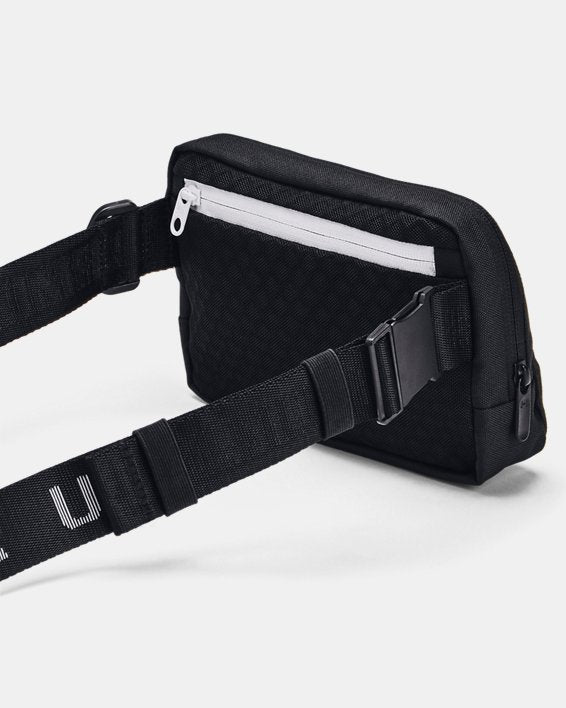 UA Essential Waist Bag Crossbody