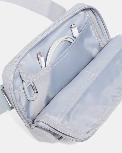 UA Essential Waist Bag Crossbody