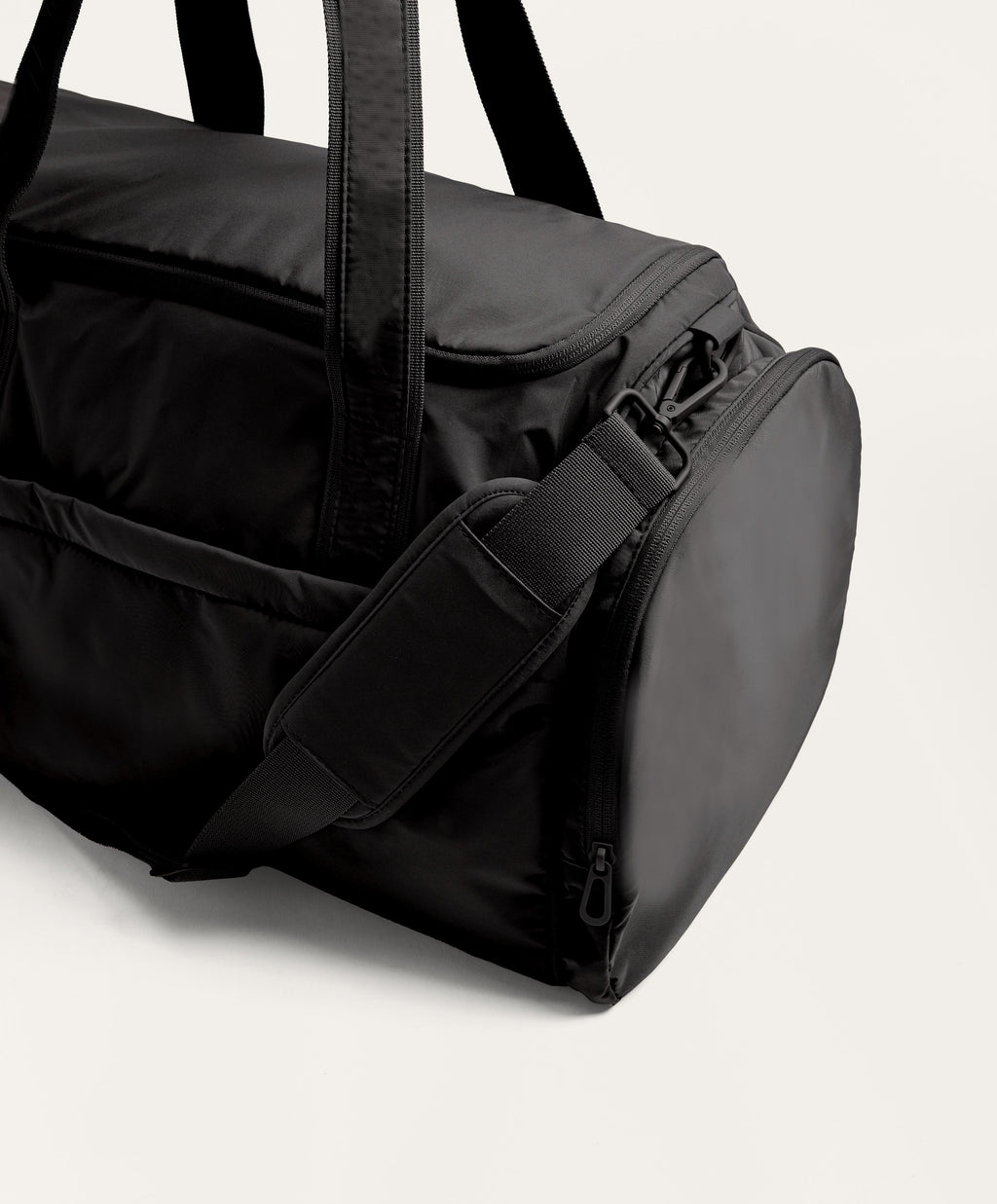 TECHNICAL BAG WITH SIDE POCKETS