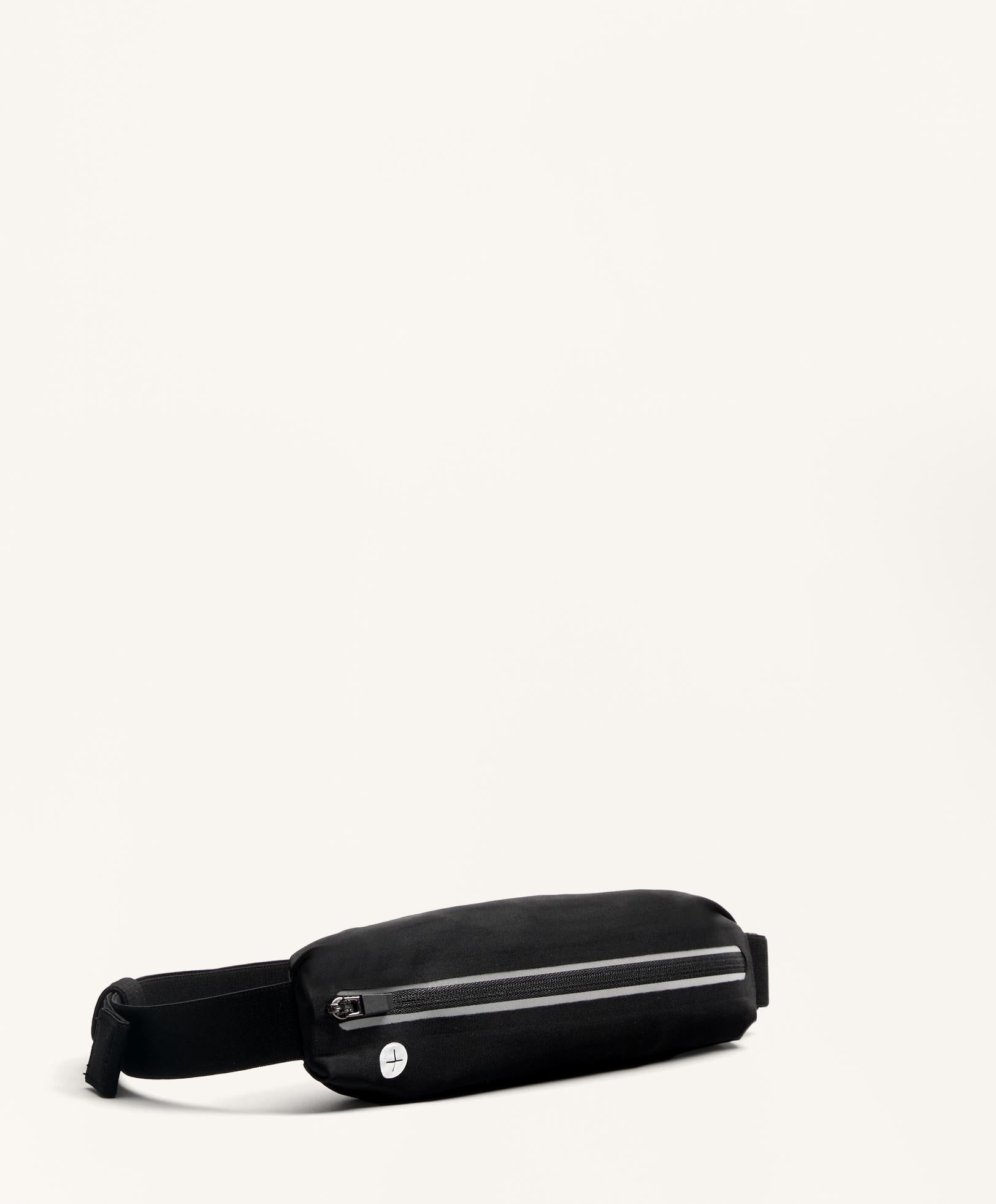 ADJUSTABLE WATER REPELLENT RUNNING BUM BAG