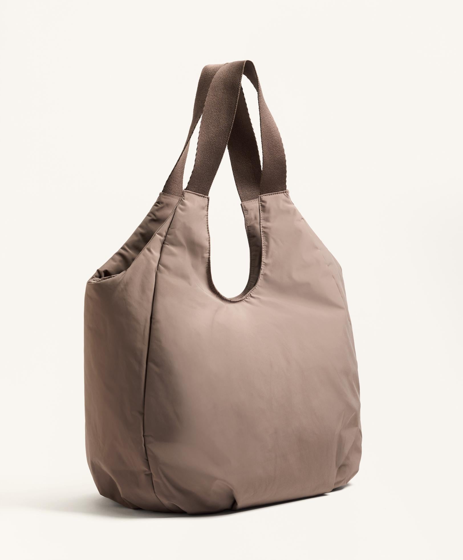 SHOPPER BAG WITH CONTRASTING HANDLE