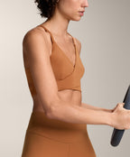 COMFORTLUX CROSSOVER MEDIUM SUPPORT SPORTS BRA WITH CUPS