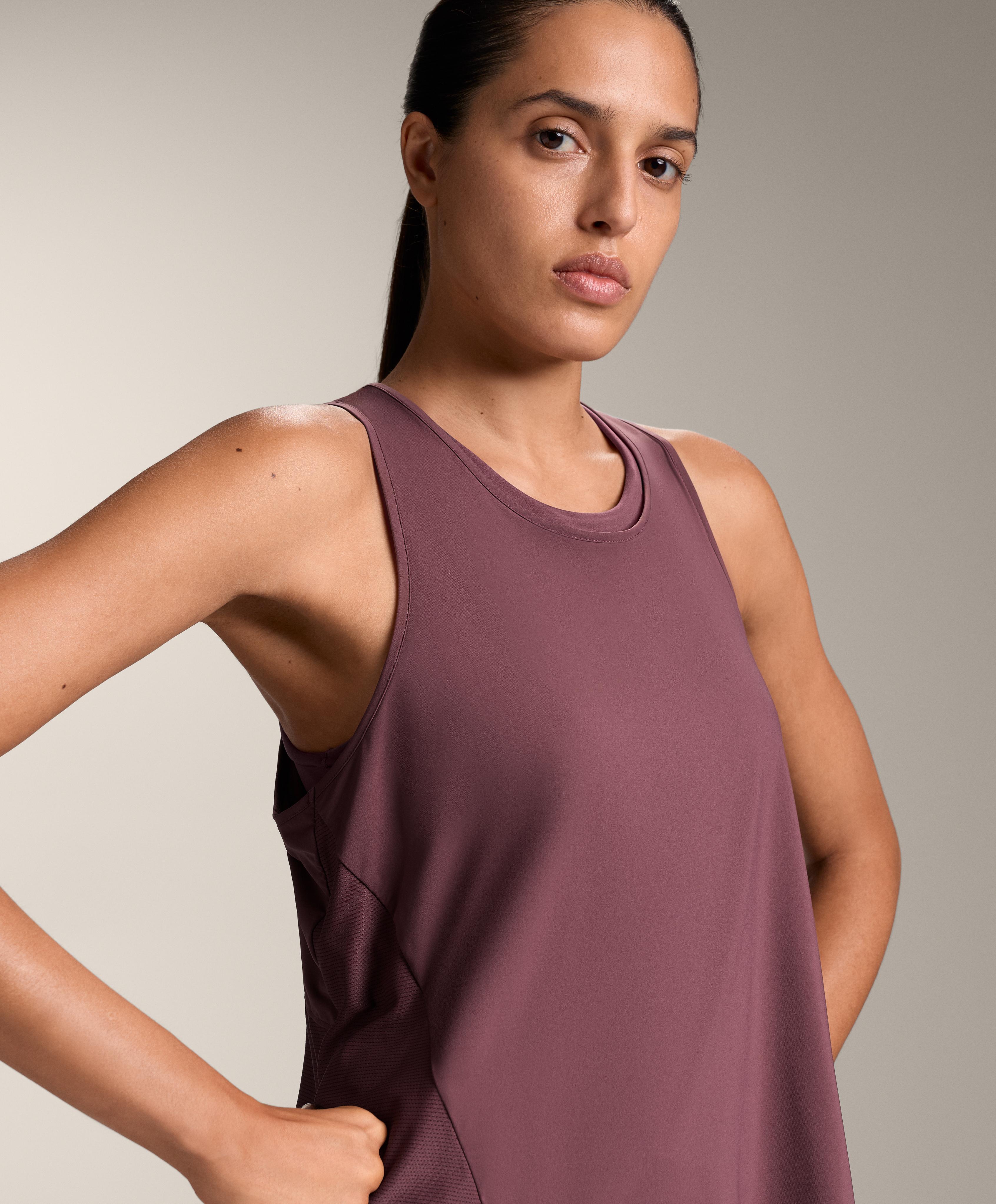 TECHNICAL SLEEVELESS T SHIRT