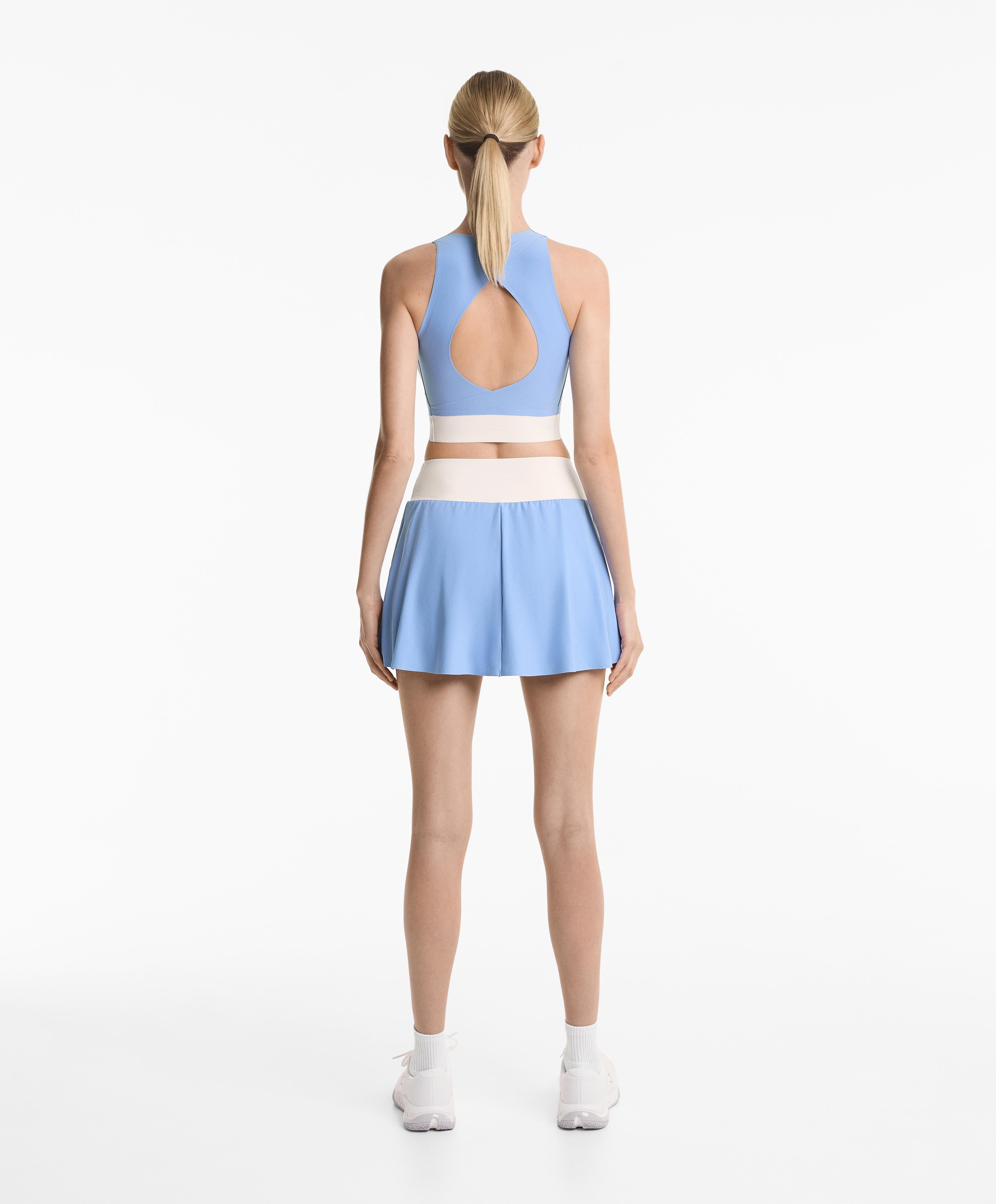 PERFECT ADAPT V WAIST SKIRT