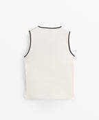 SLEEVELESS V NECK T SHIRT