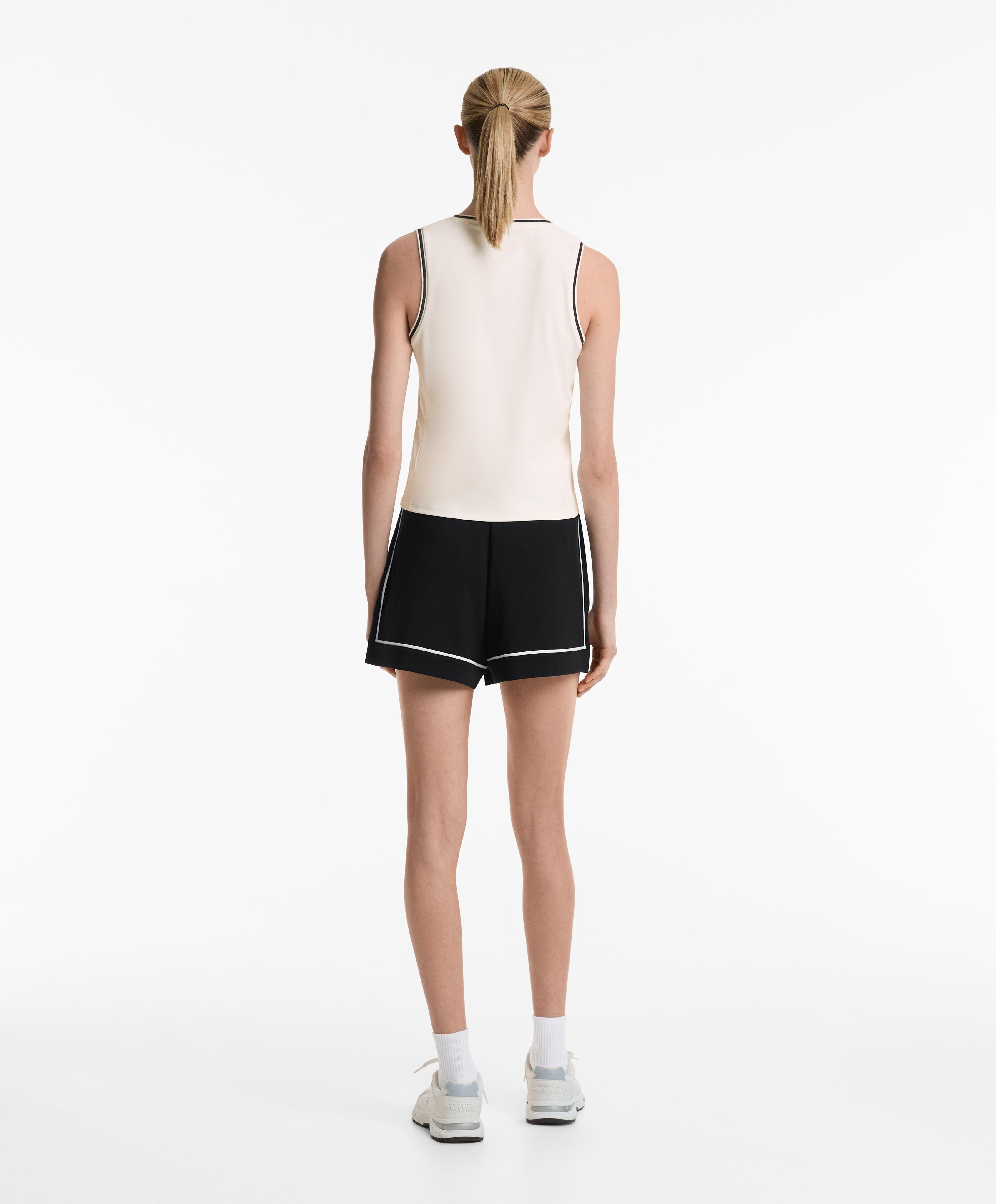 SLEEVELESS V NECK T SHIRT