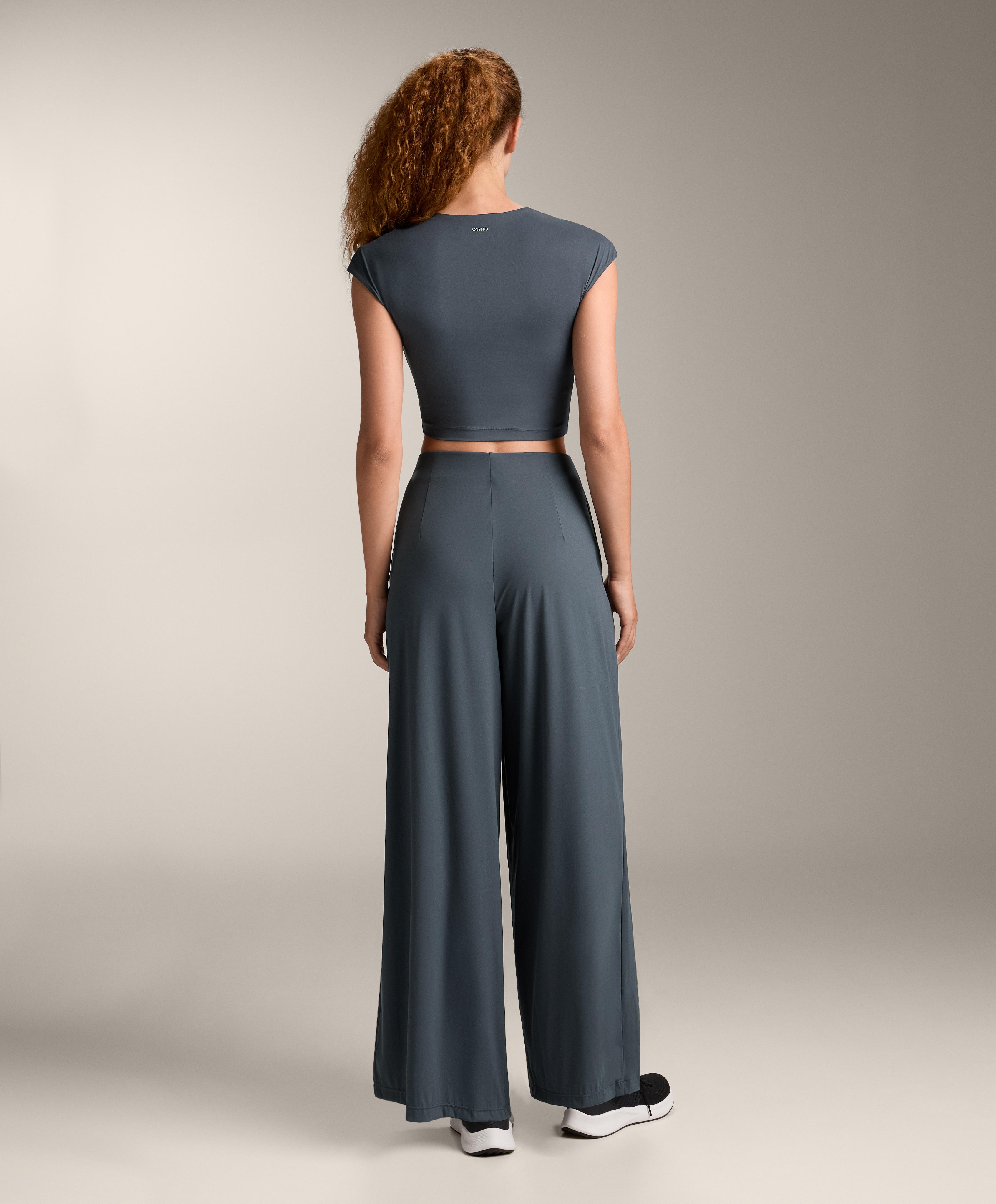 LIGHT TOUCH SHORT SLEEVE TANK TOP