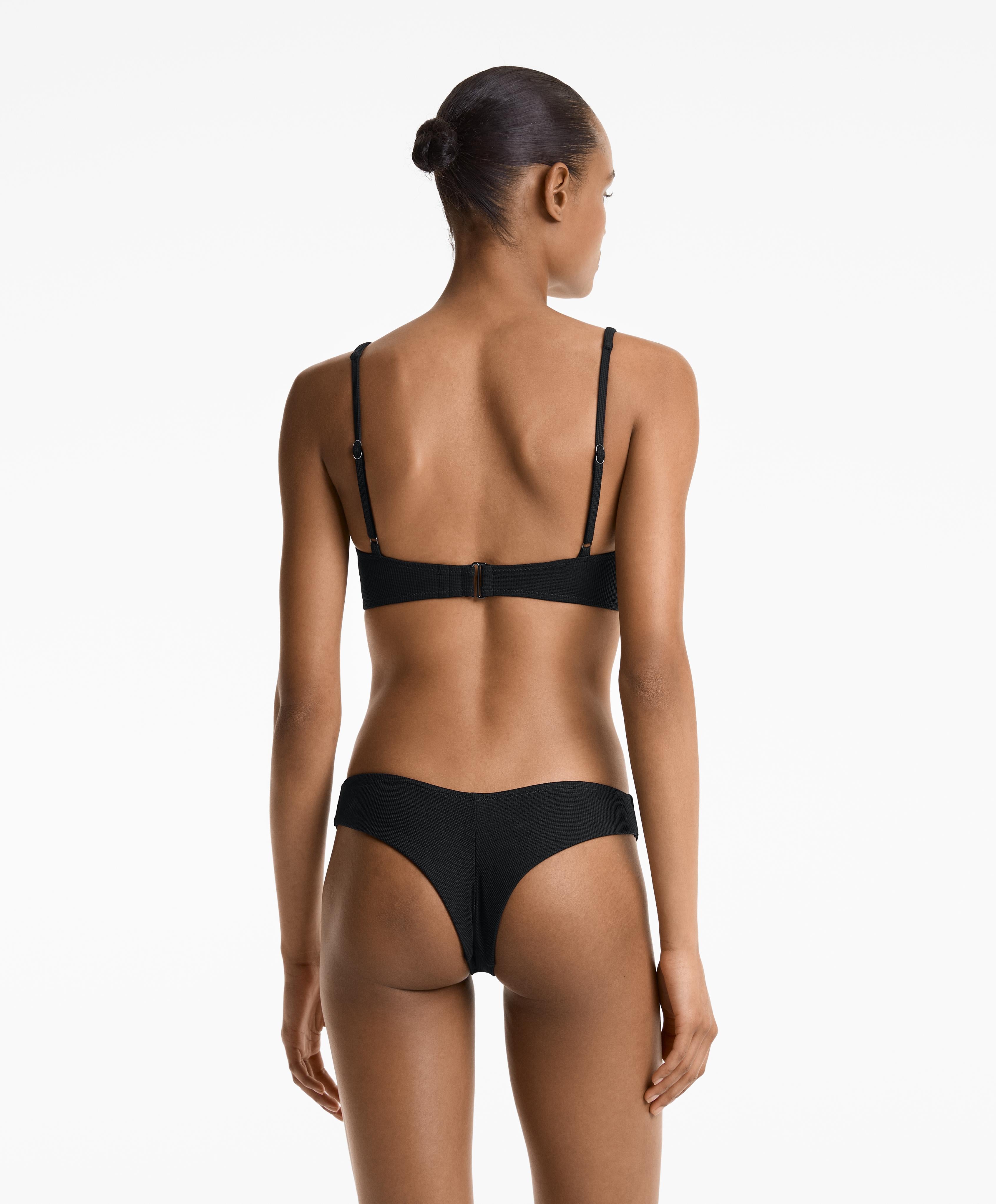 PIQUE CROSSOVER HALTER BIKINI TOP