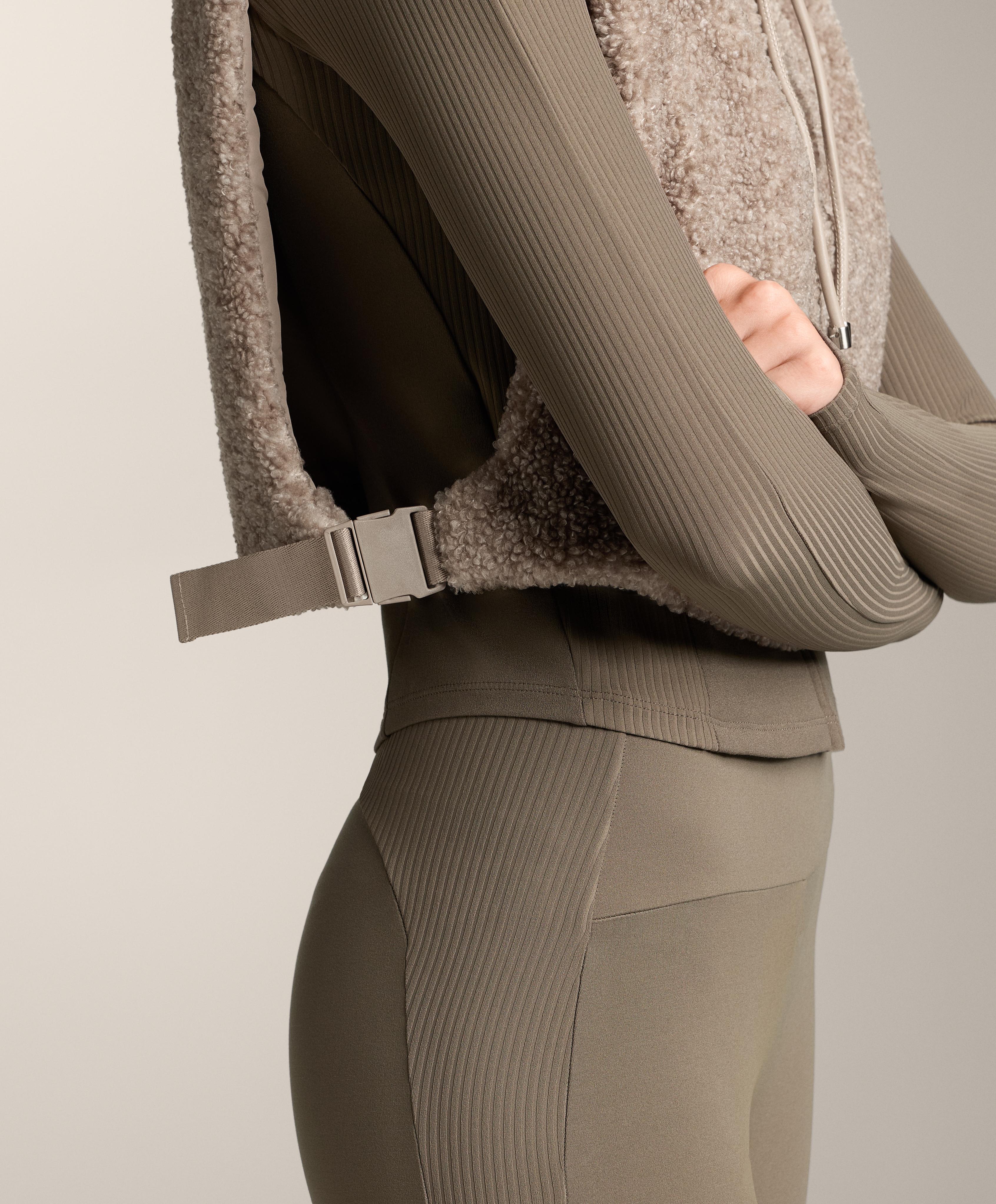 HOODED BORG GILET