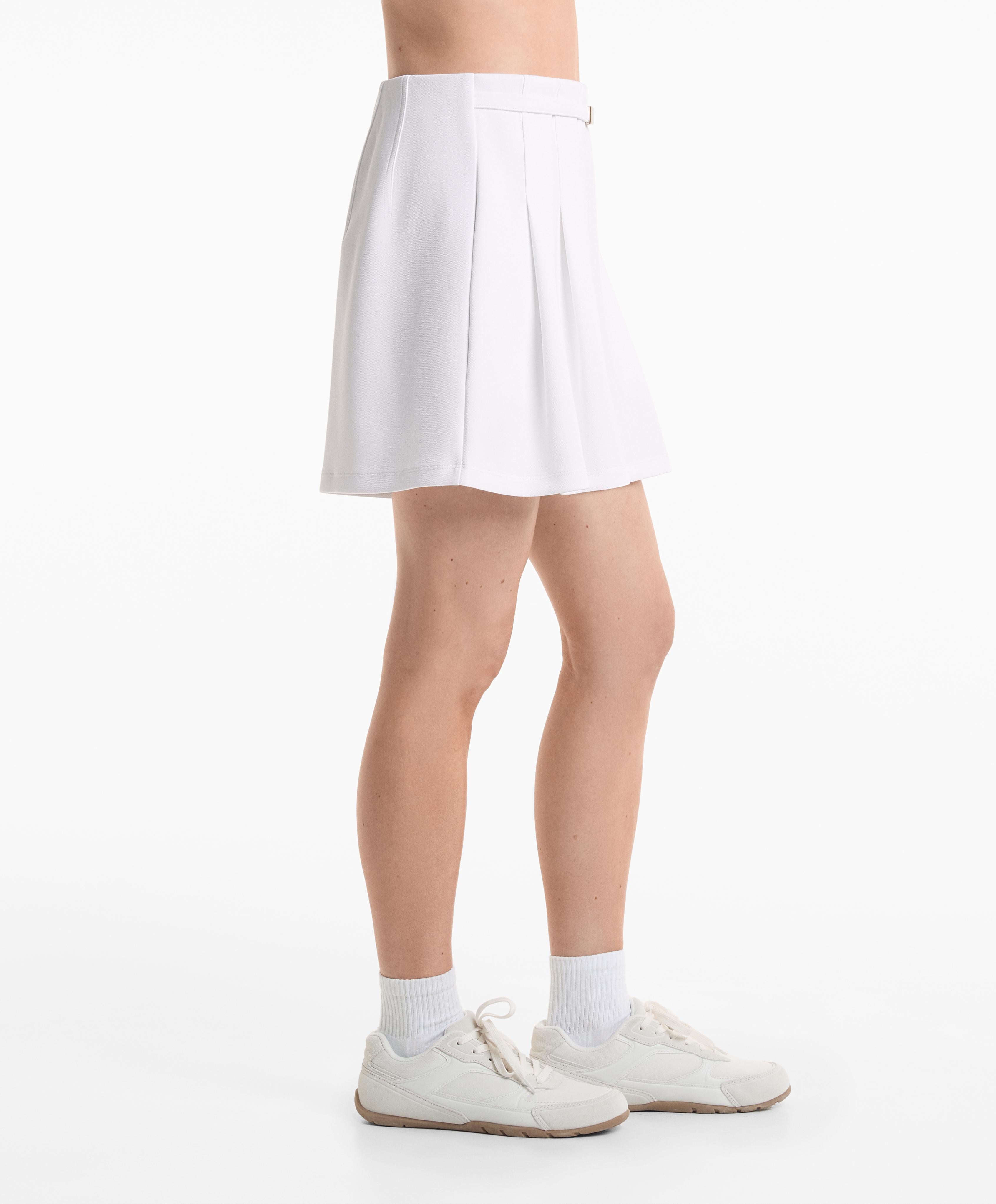 COTTON BLEND PIQUE BERMUDA SHORTS WITH BUCKLE