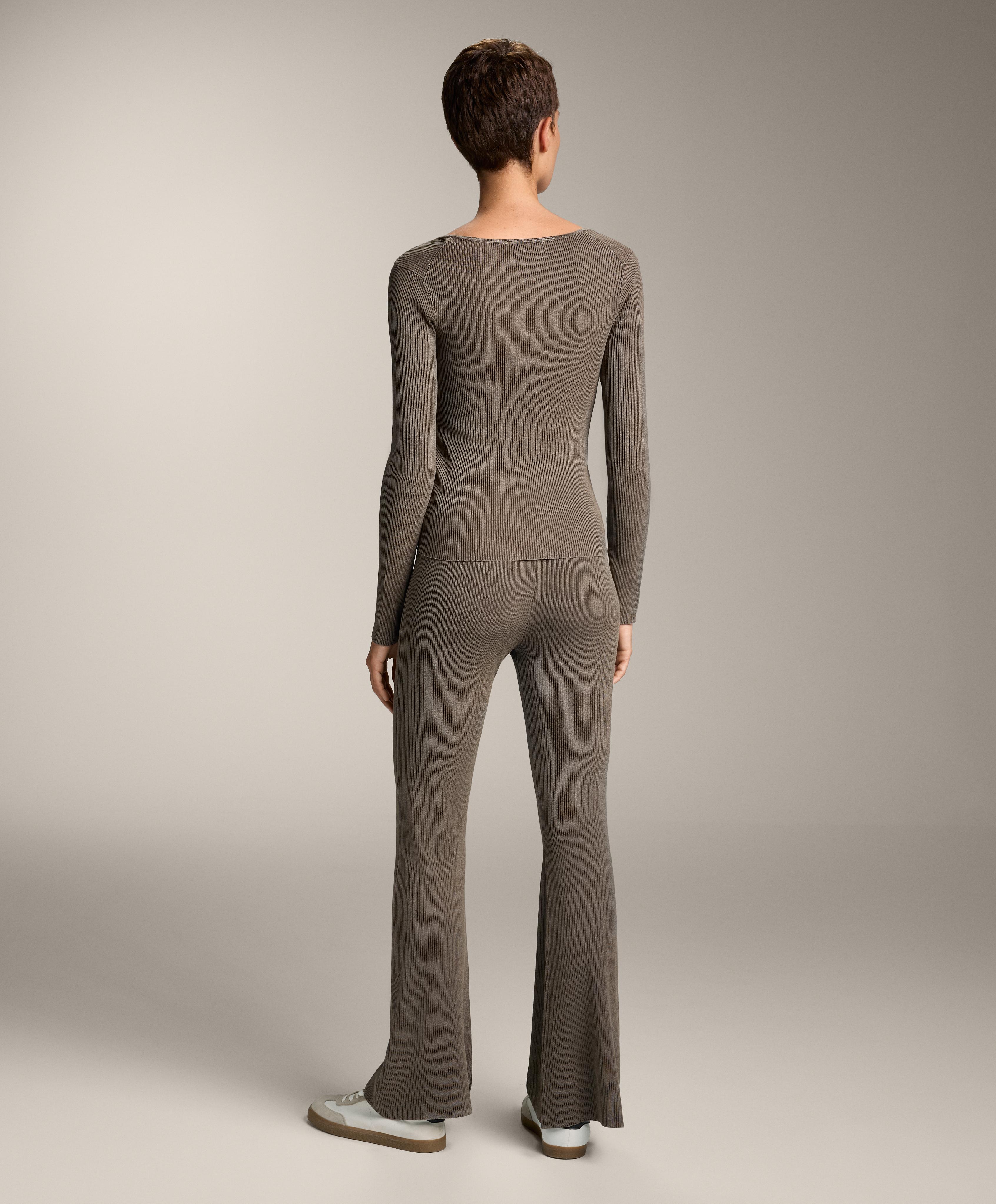 BUTTON ROUND NECK T SHIRT
