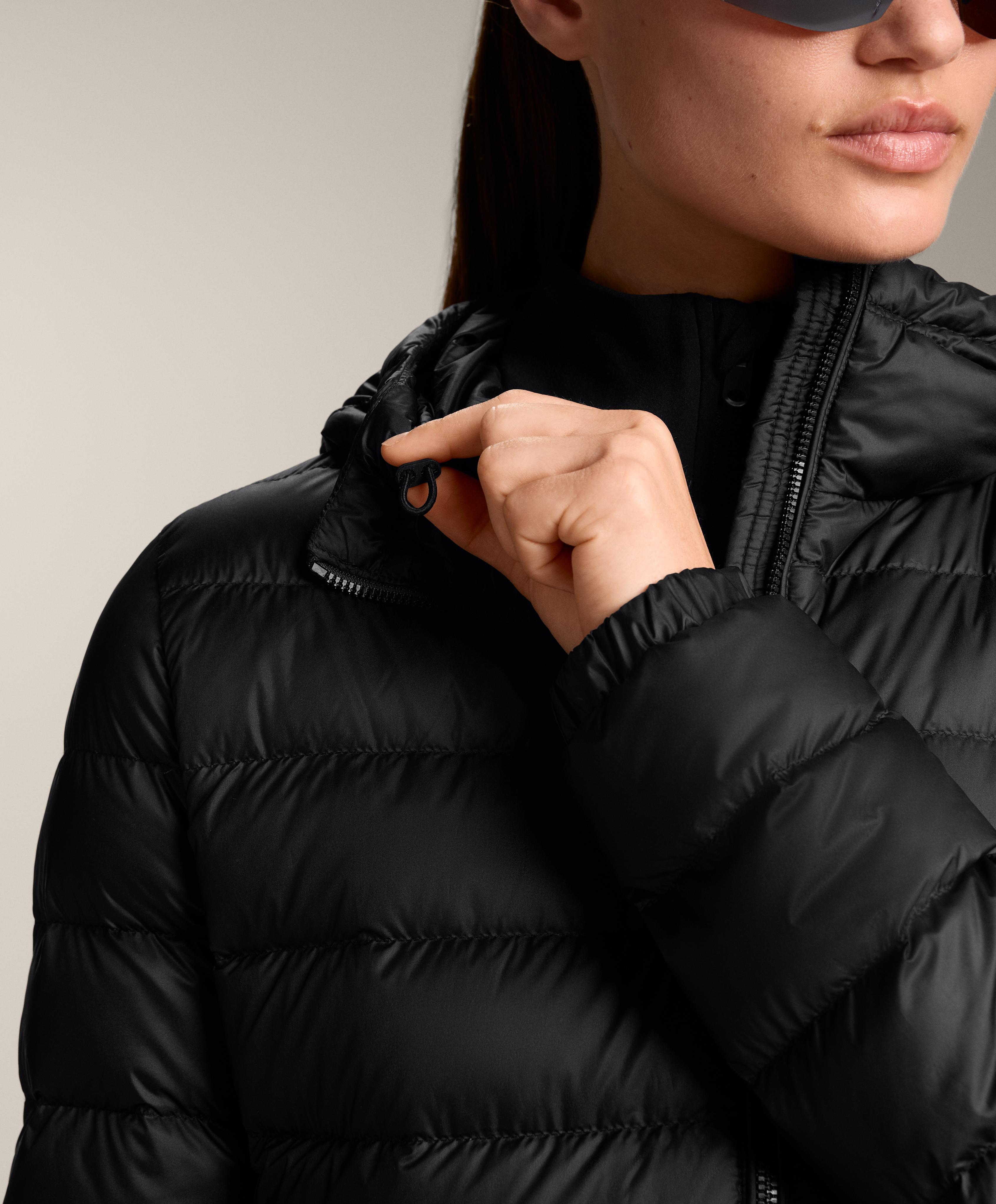 LIGHTWEIGHT PACKABLE 100% DOWN WATER REPELLENT JACKET